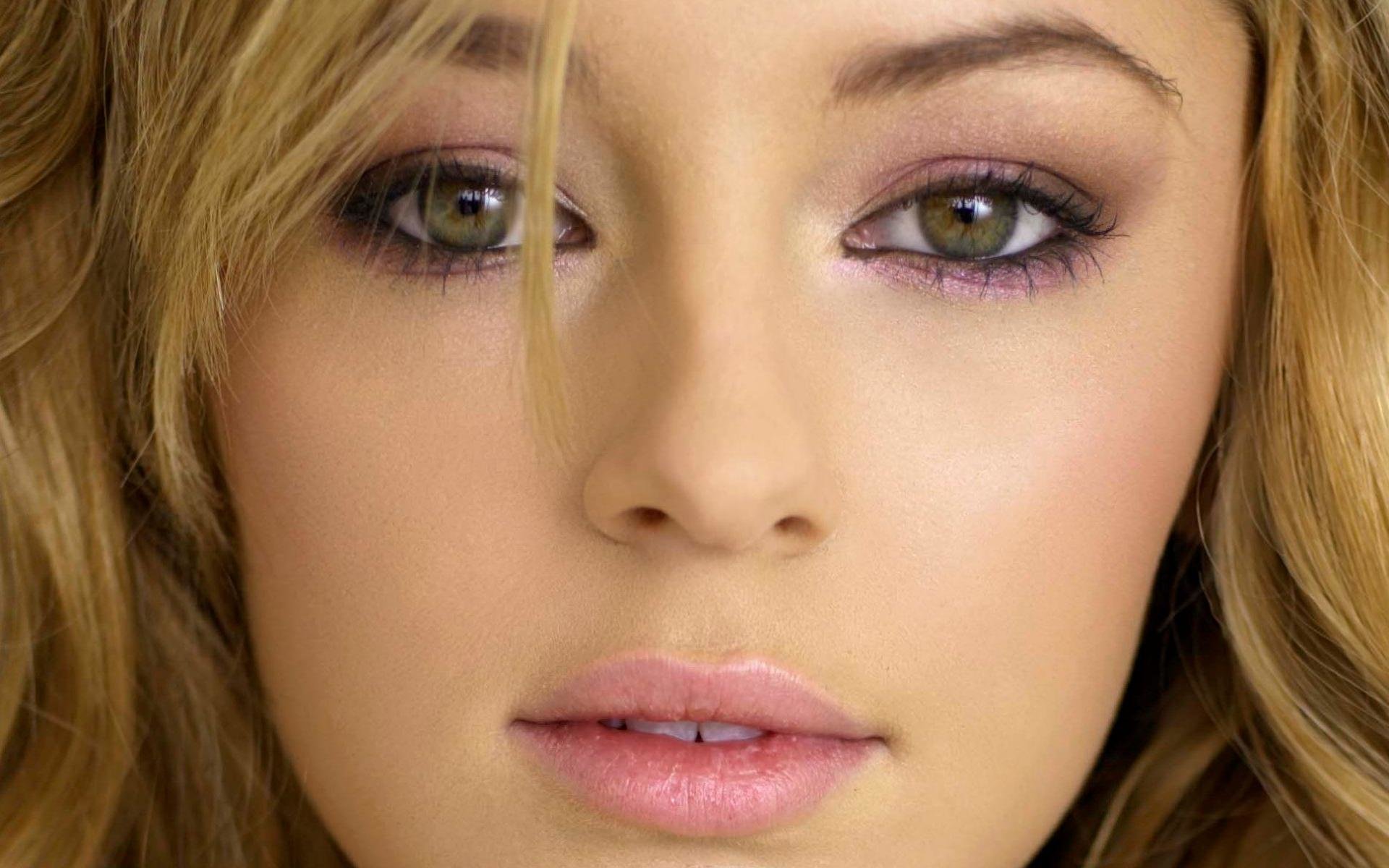 Download hd 1920x1200 Keeley Hazell computer background ID:34277 for free
