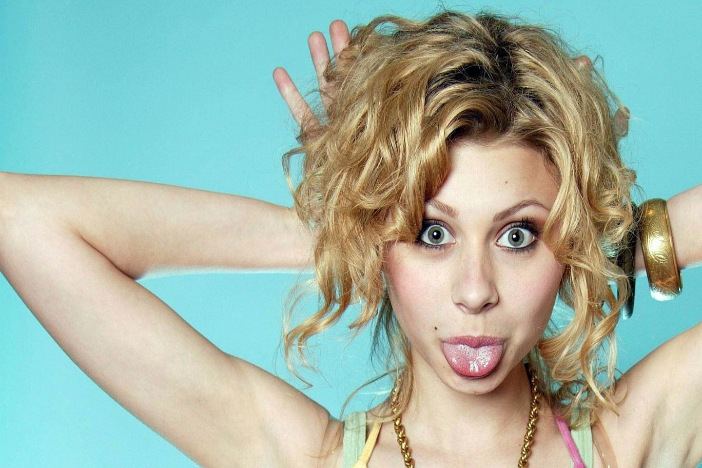 Awesome Alyson Michalka free wallpaper ID:245899 for hd 1440x960 PC