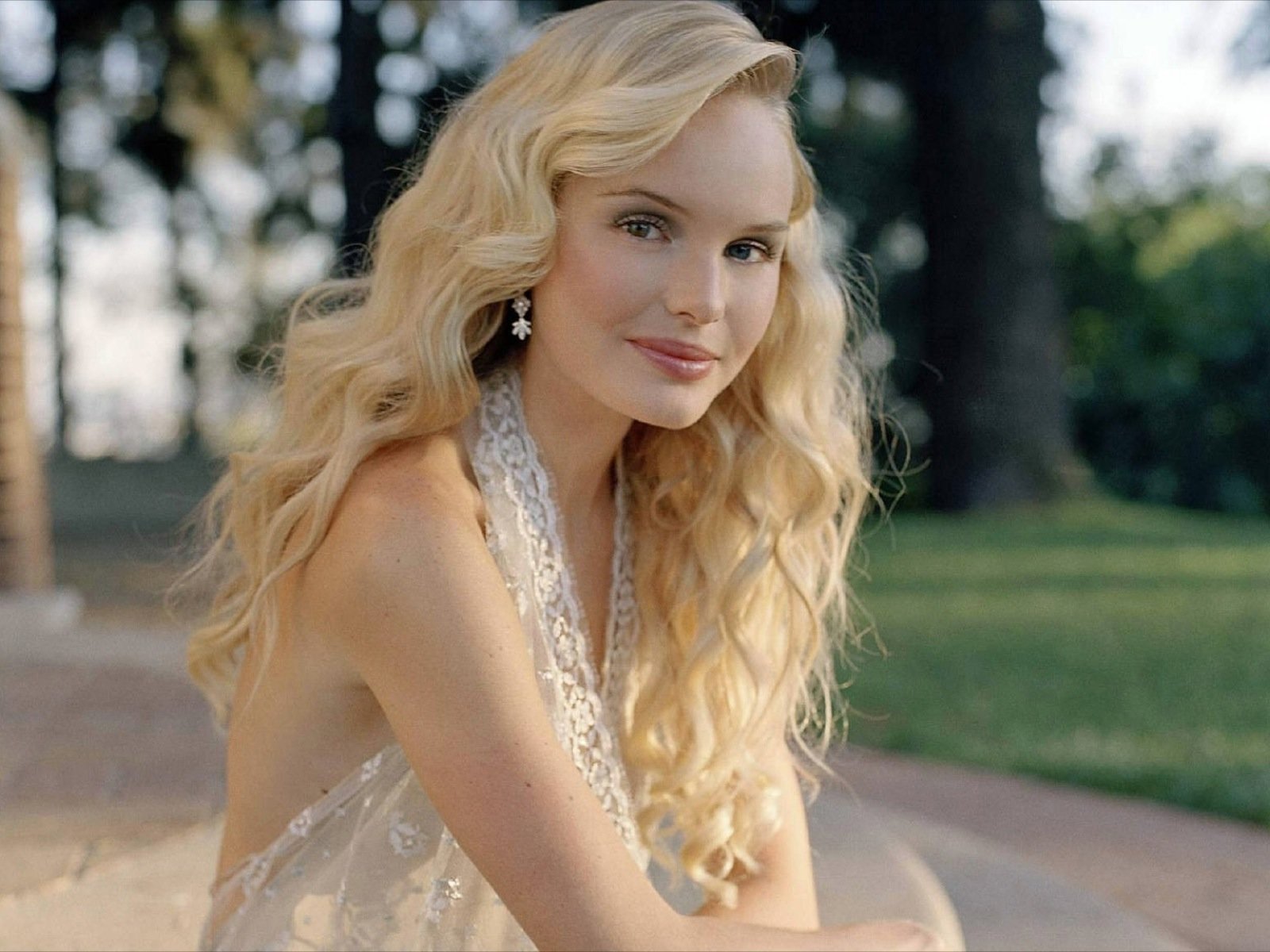 High resolution Kate Bosworth hd 1600x1200 wallpaper ID:130368 for desktop