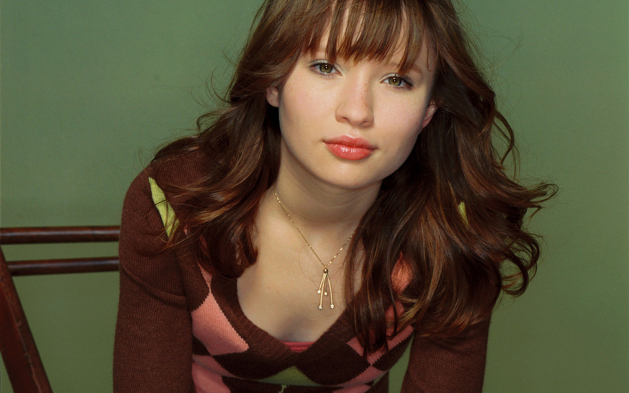 High resolution Emily Browning hd 1280x800 wallpaper ID:294403 for PC