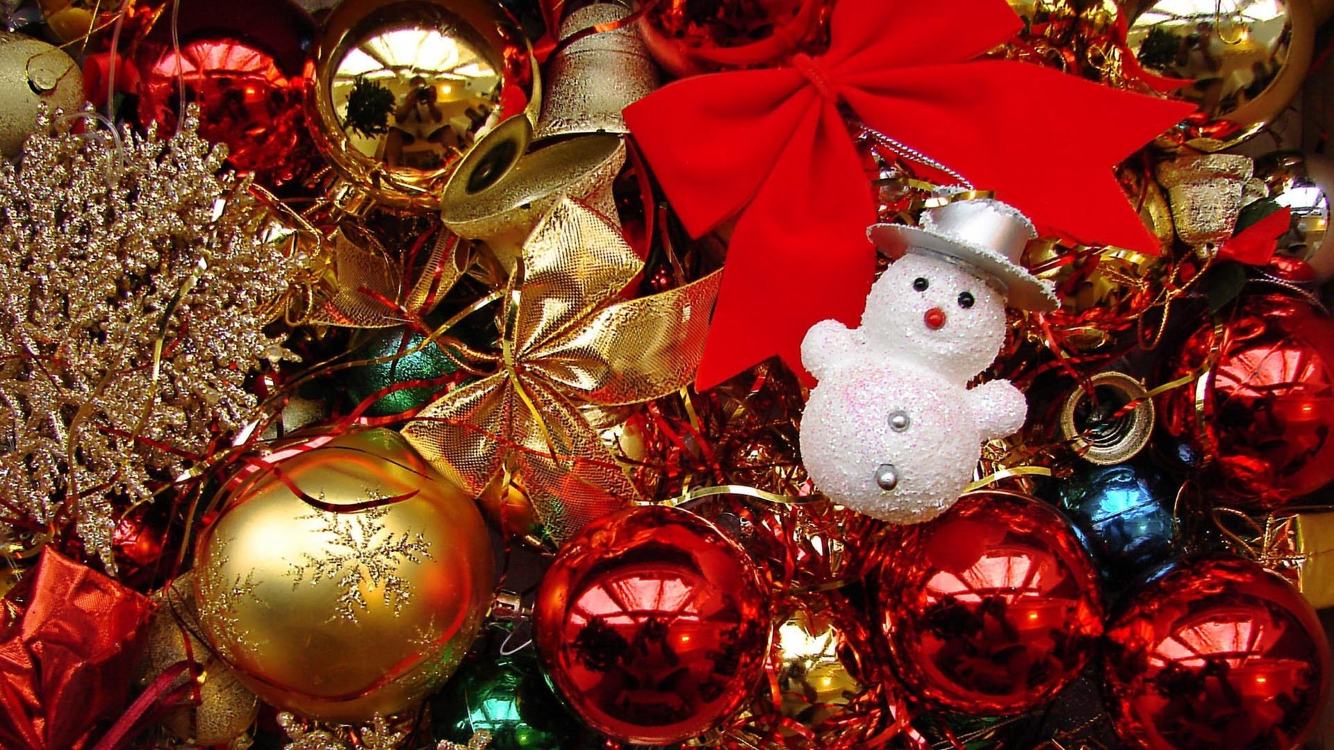 Download 1080p Christmas Ornaments/Decorations computer wallpaper ID:434839 for free