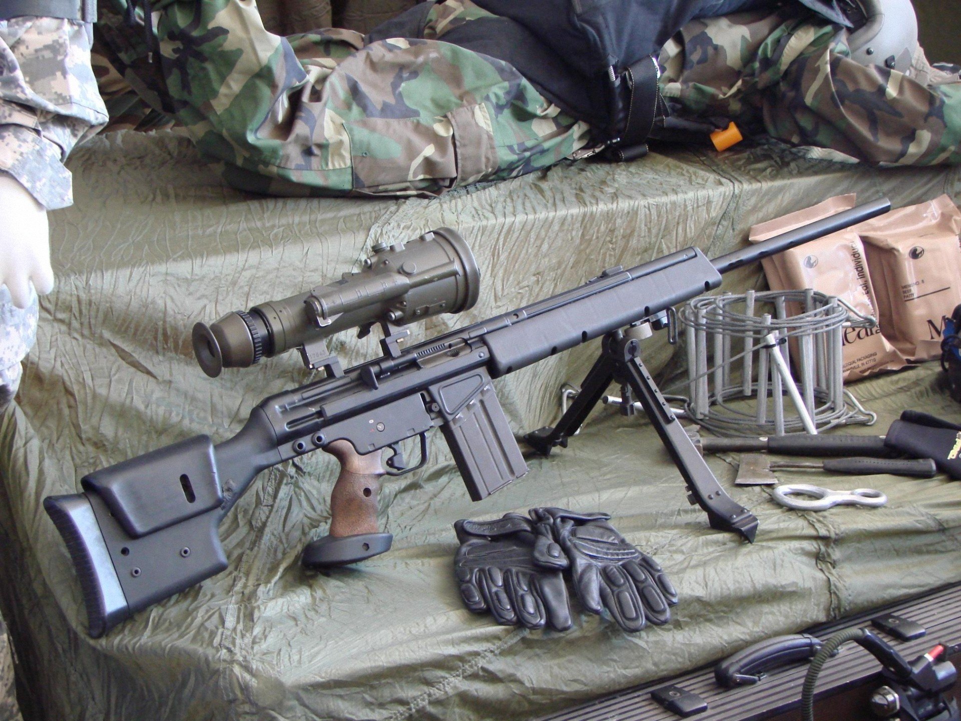 High resolution Sniper Rifle hd 1920x1440 background ID:282958 for desktop
