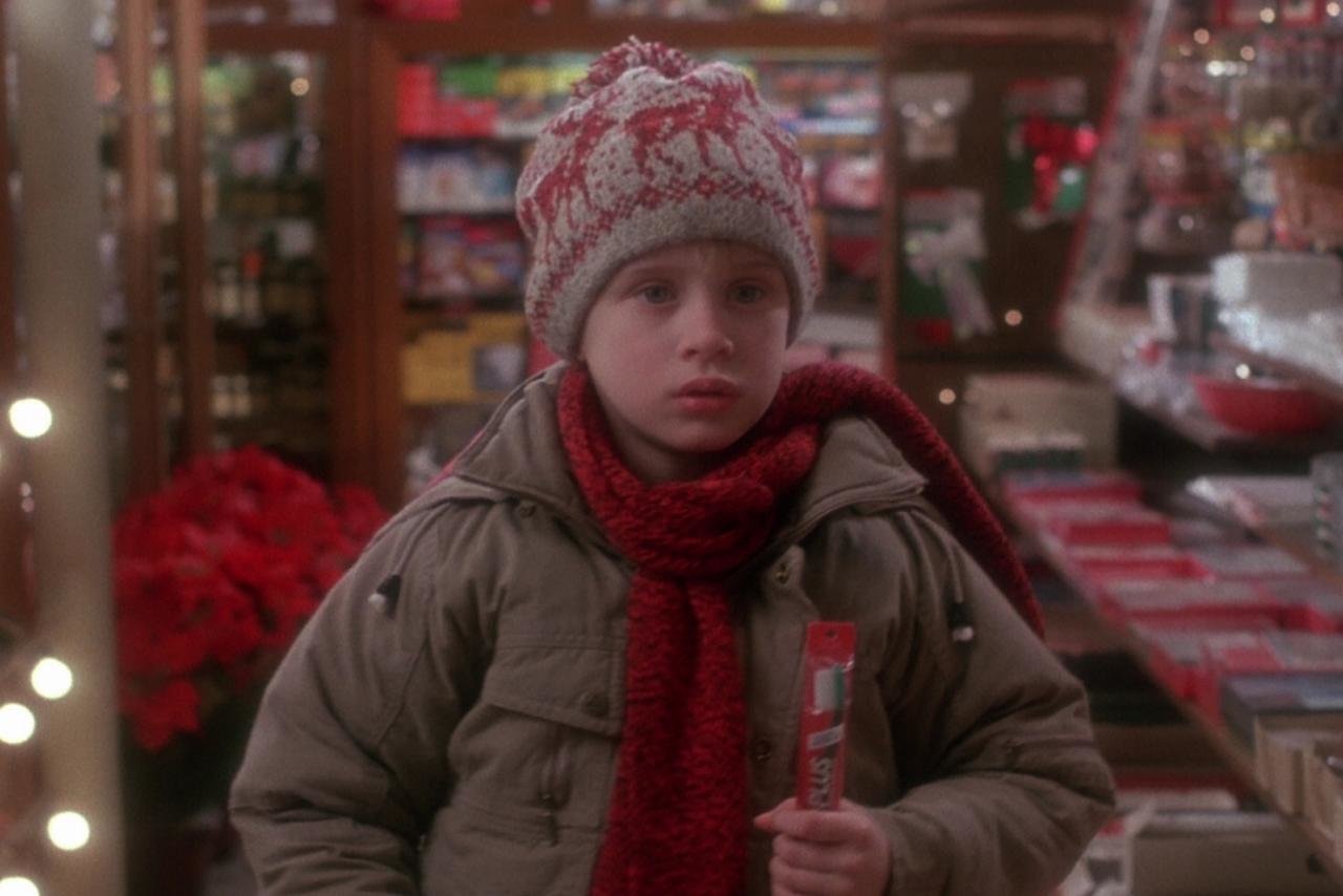 High resolution Home Alone hd 1280x854 wallpaper ID:451356 for PC