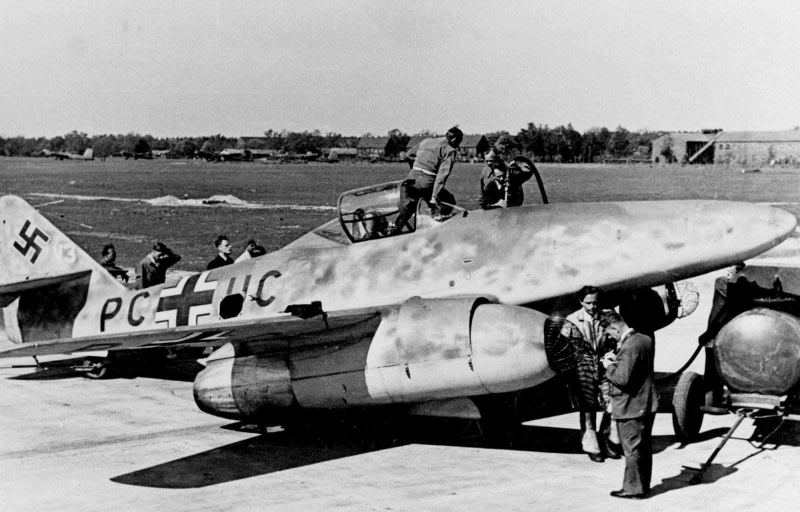 High resolution Messerschmitt Me 262 hd 1600x1024 background ID:174826 for PC