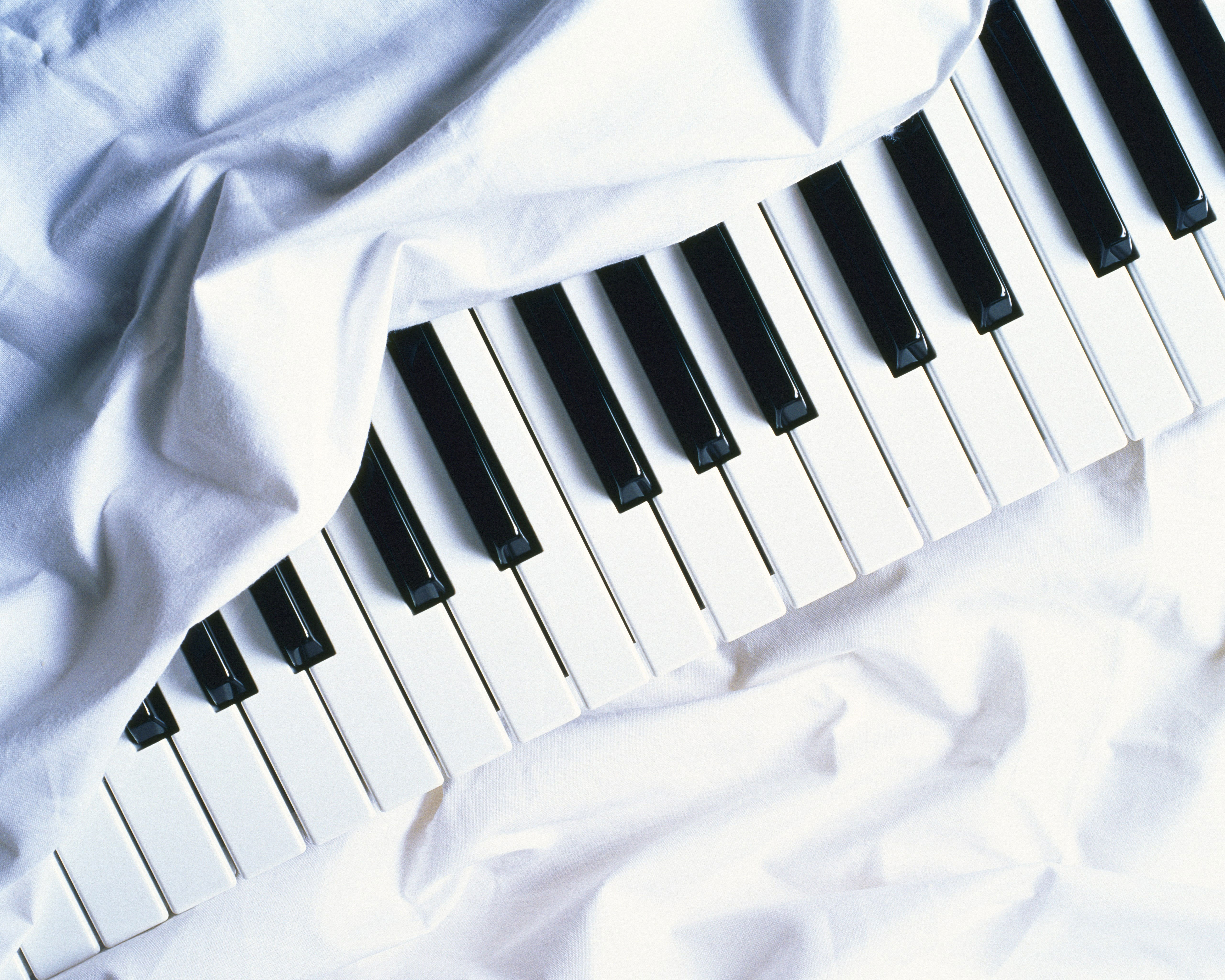 Download hd 5120x4096 Piano PC background ID:391481 for free