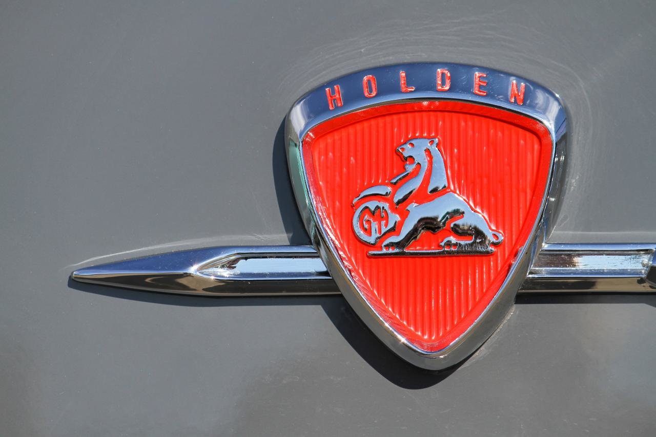Best Holden background ID:470035 for High Resolution hd 1280x854 desktop