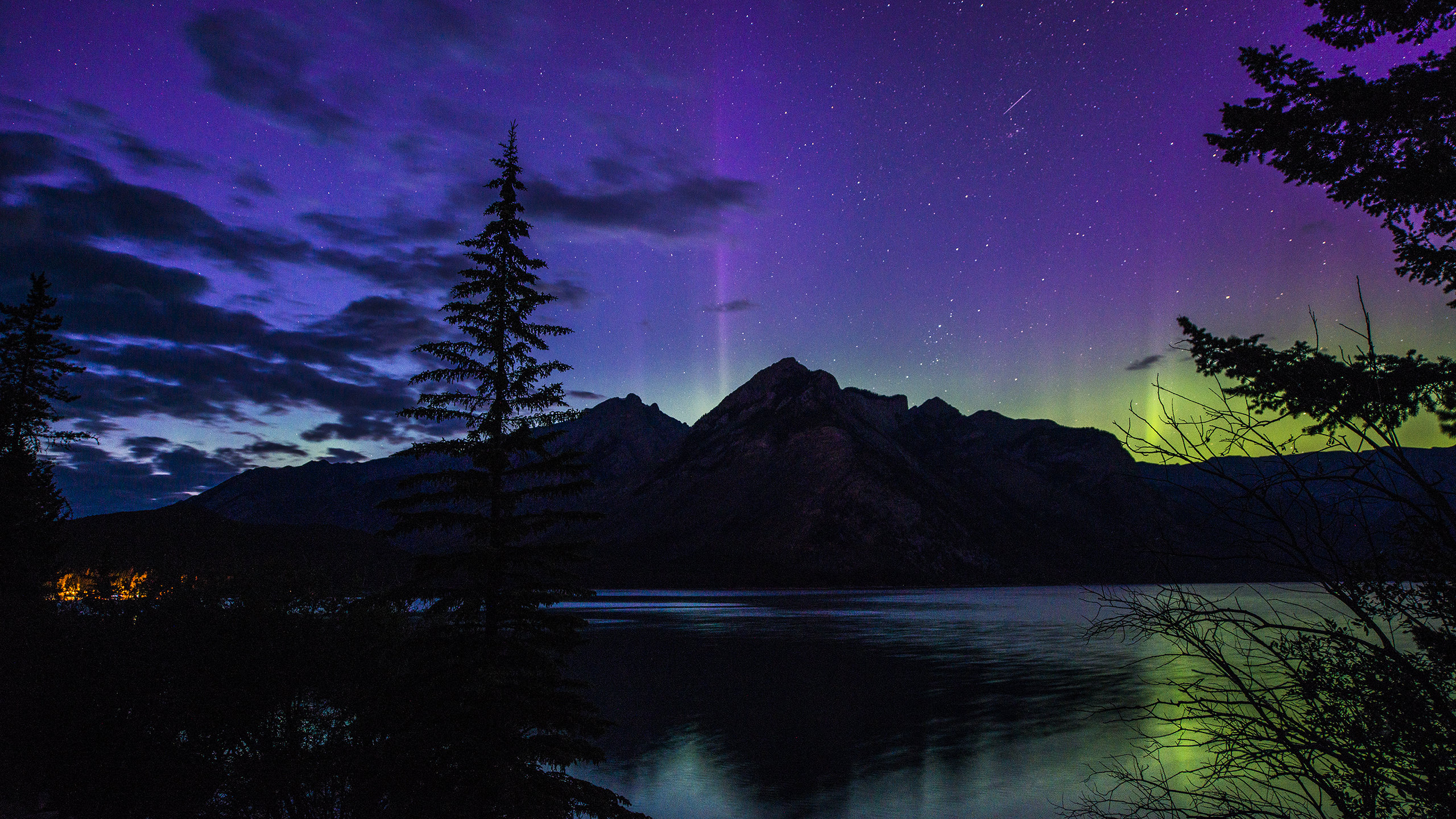 Free download Aurora Borealis background ID:283436 hd 2560x1440 for PC