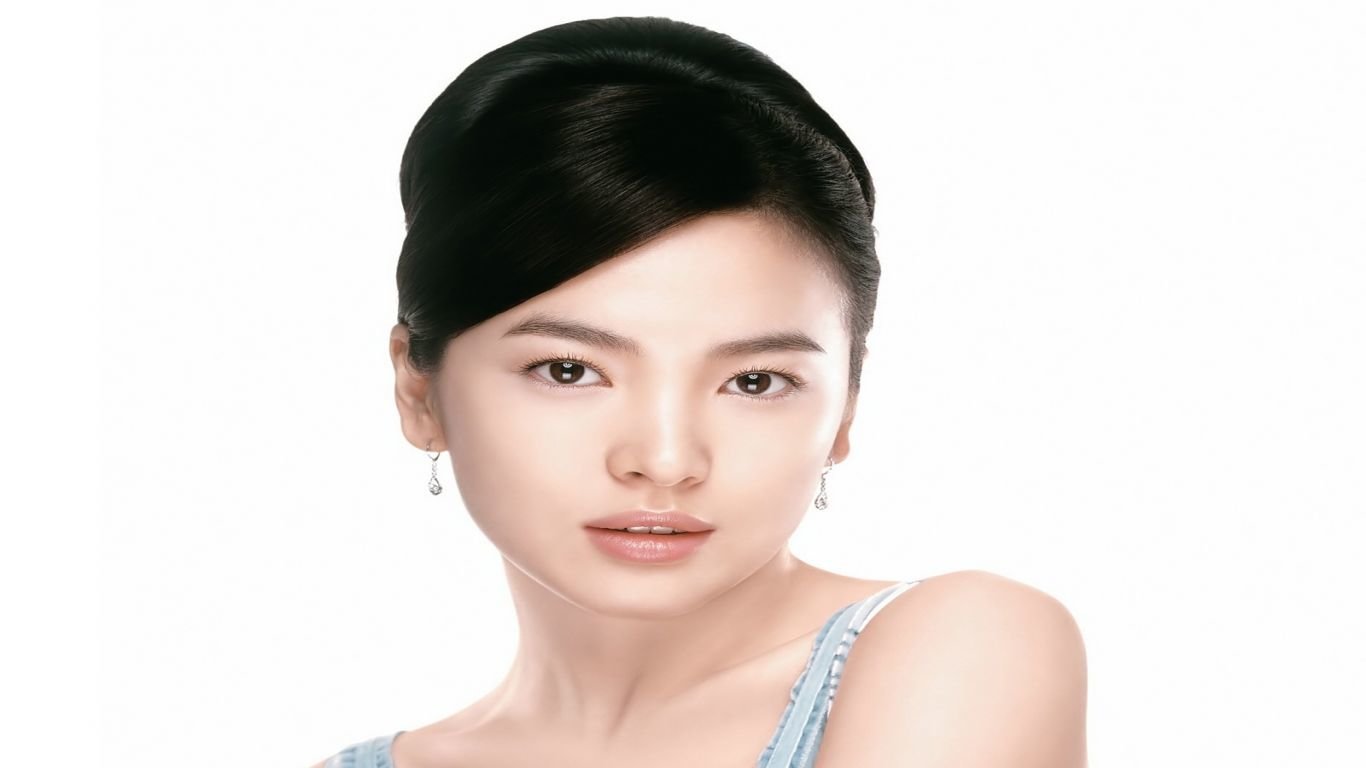 Free download Song Hye-kyo background ID:469327 1366x768 laptop for PC