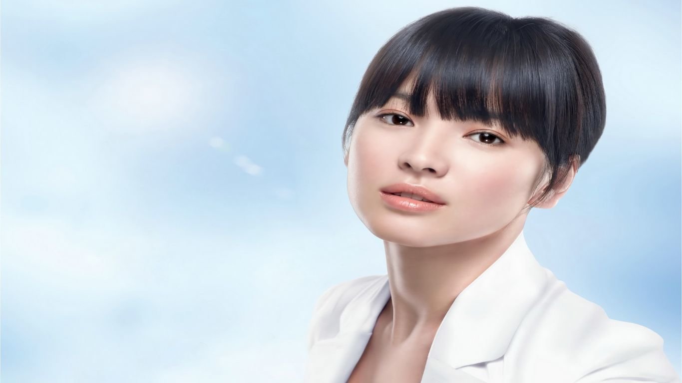 Free Song Hye-kyo high quality background ID:469330 for 1366x768 laptop computer