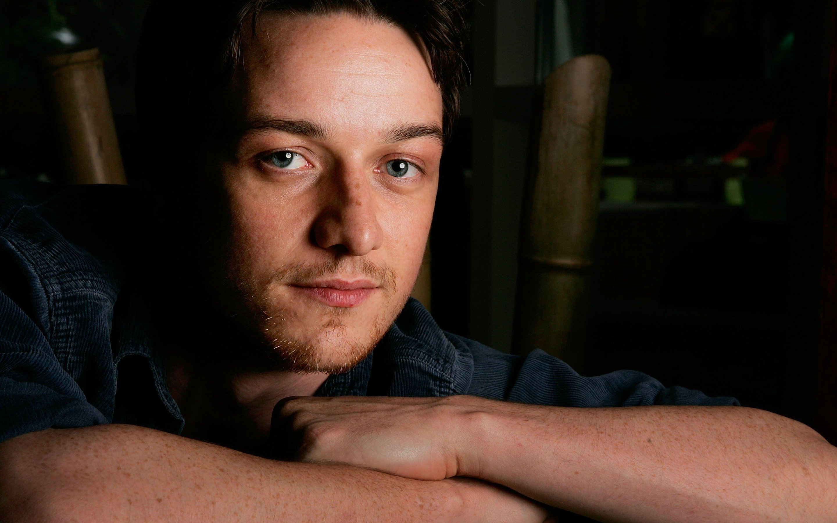Awesome James McAvoy free wallpaper ID:254989 for hd 2880x1800 computer