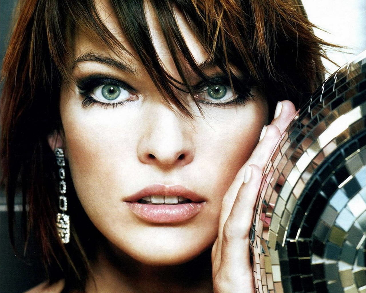 Free download Milla Jovovich background ID:270650 hd 1280x1024 for computer