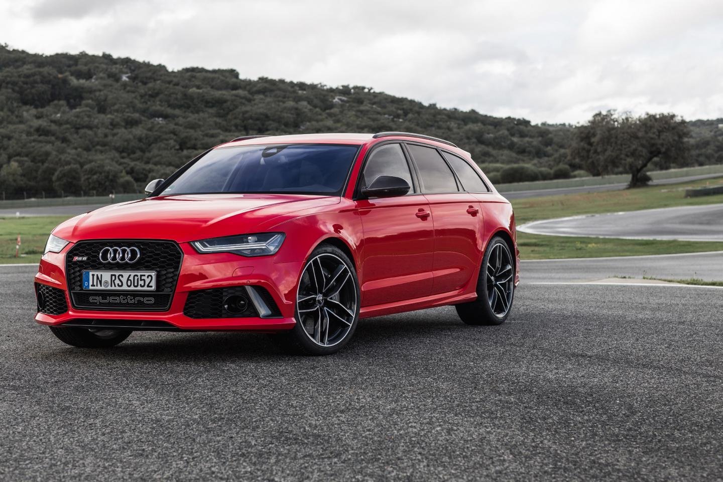 Awesome Audi RS6 free wallpaper ID:450662 for hd 1440x960 PC