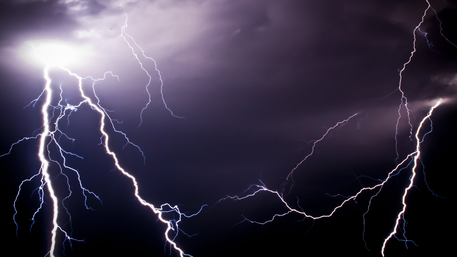 Free download Lightning background ID:214043 hd 1600x900 for PC