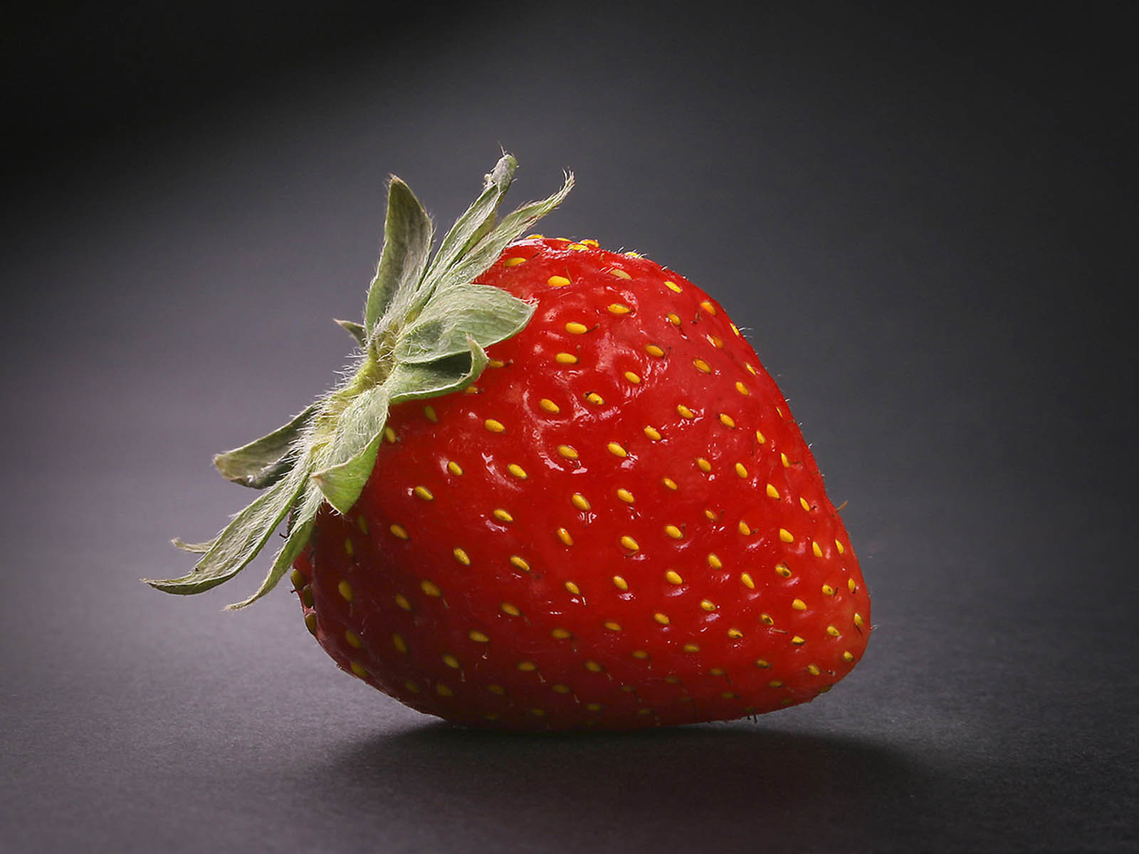 Free download Strawberry background ID:90709 hd 1600x1200 for PC