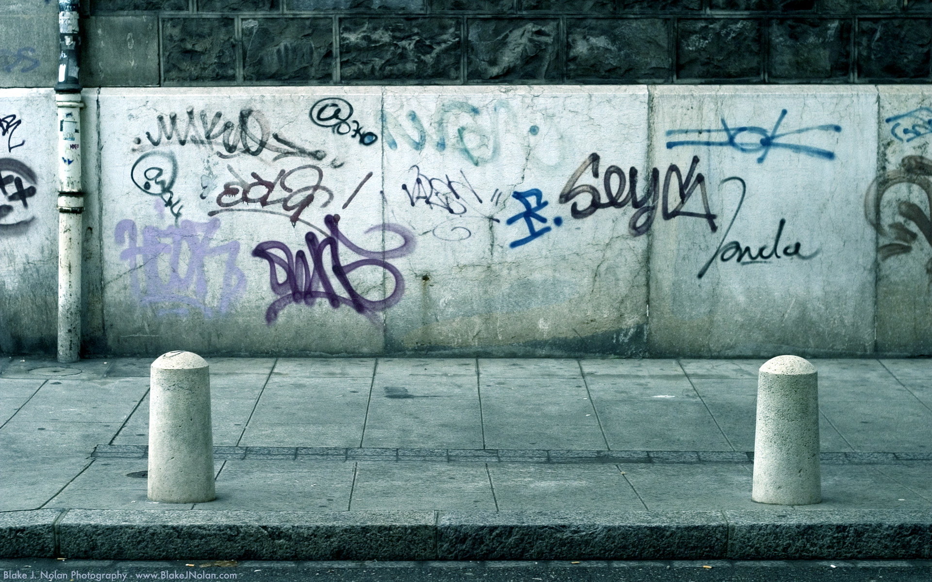 Download hd 1920x1200 Graffiti desktop wallpaper ID:248927 for free
