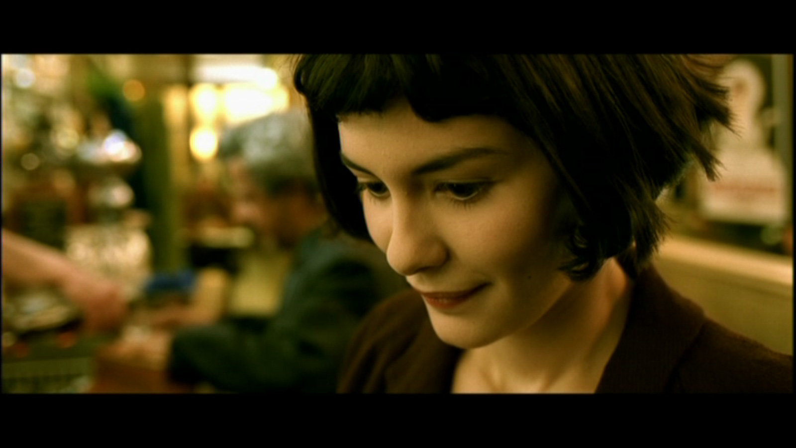 Free download Audrey Tautou background ID:340657 hd 1600x900 for PC