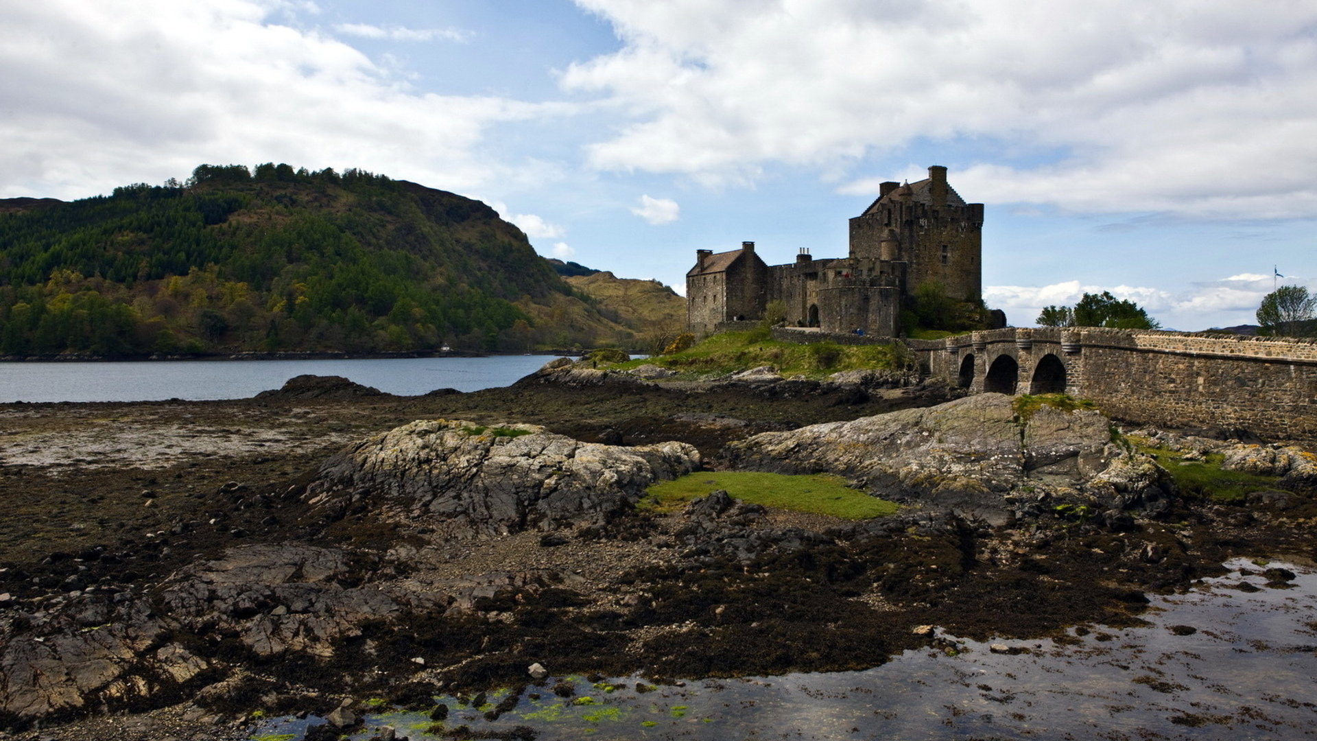 Free download Eilean Donan Castle background ID:484863 1080p for PC