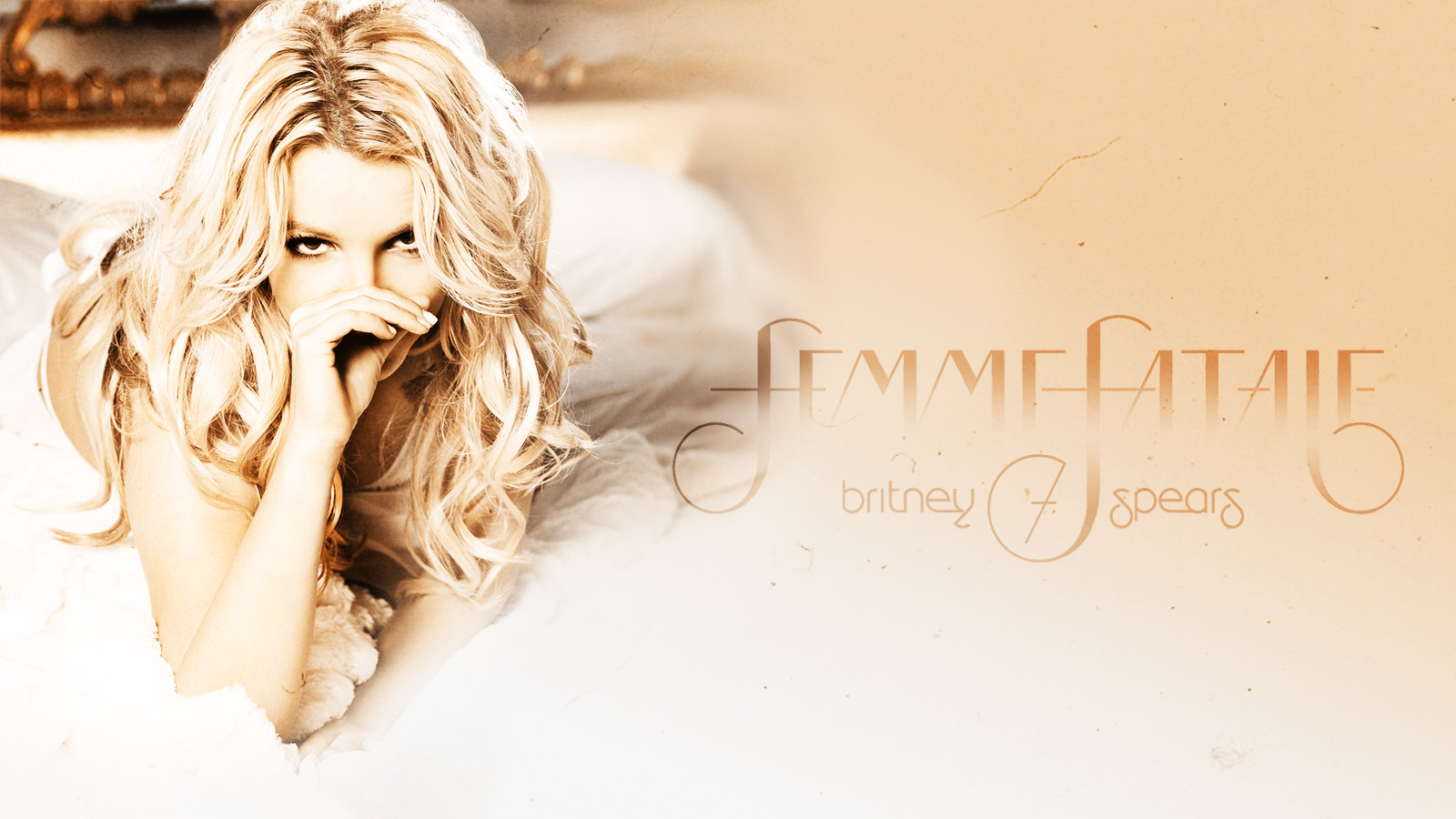 Awesome Britney Spears free wallpaper ID:141601 for hd 1600x900 desktop