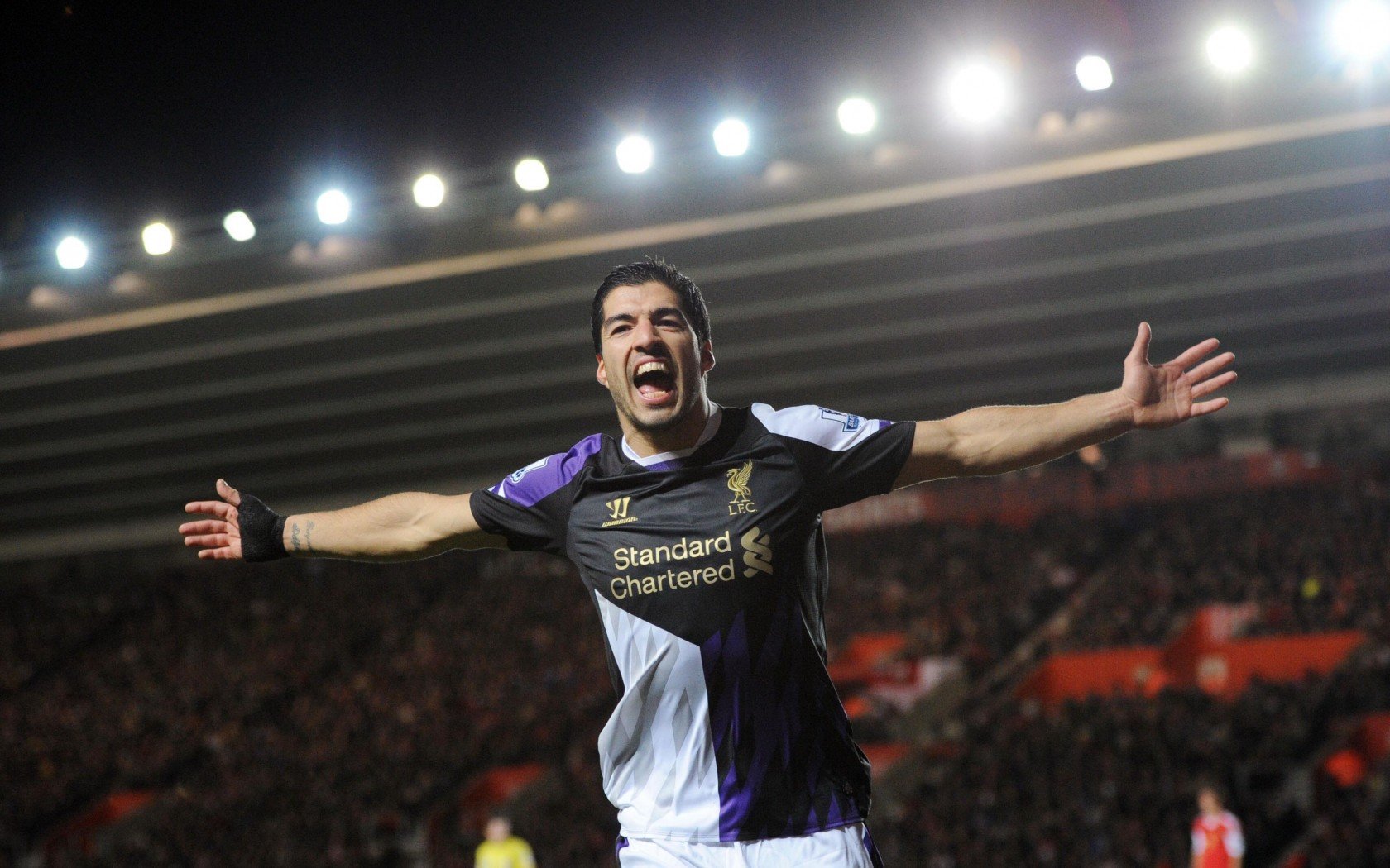 Download hd 1680x1050 Luis Suarez computer background ID:83665 for free