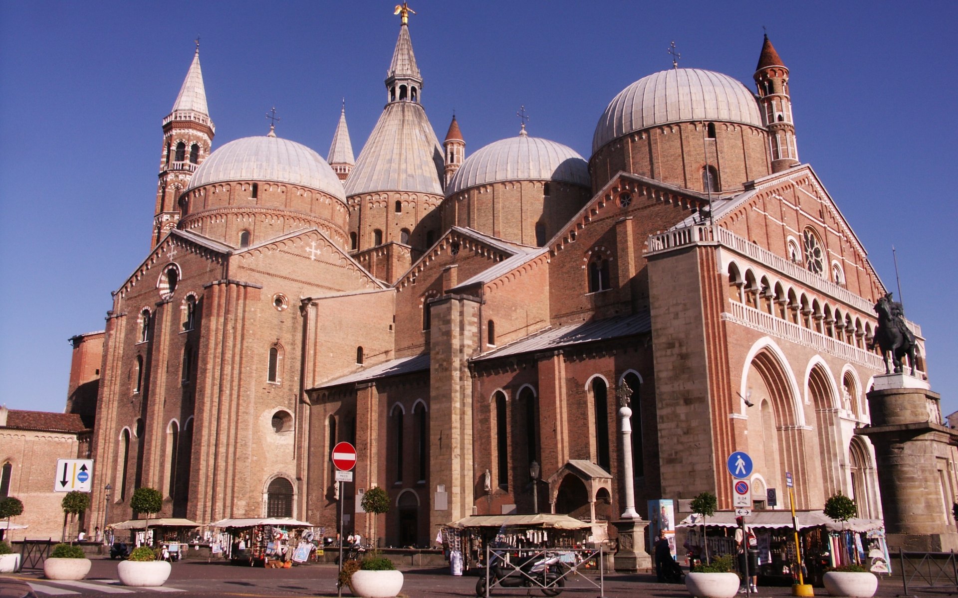 Download hd 1920x1200 Basilica Of Saint Anthony Of Padua PC background ID:479727 for free
