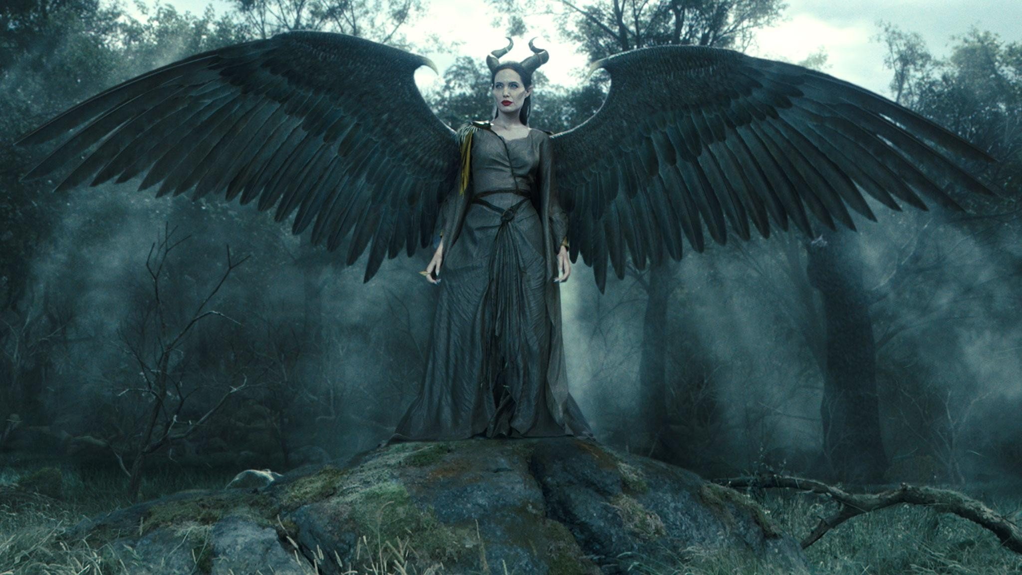 Free download Maleficent background ID:458300 hd 2048x1152 for computer