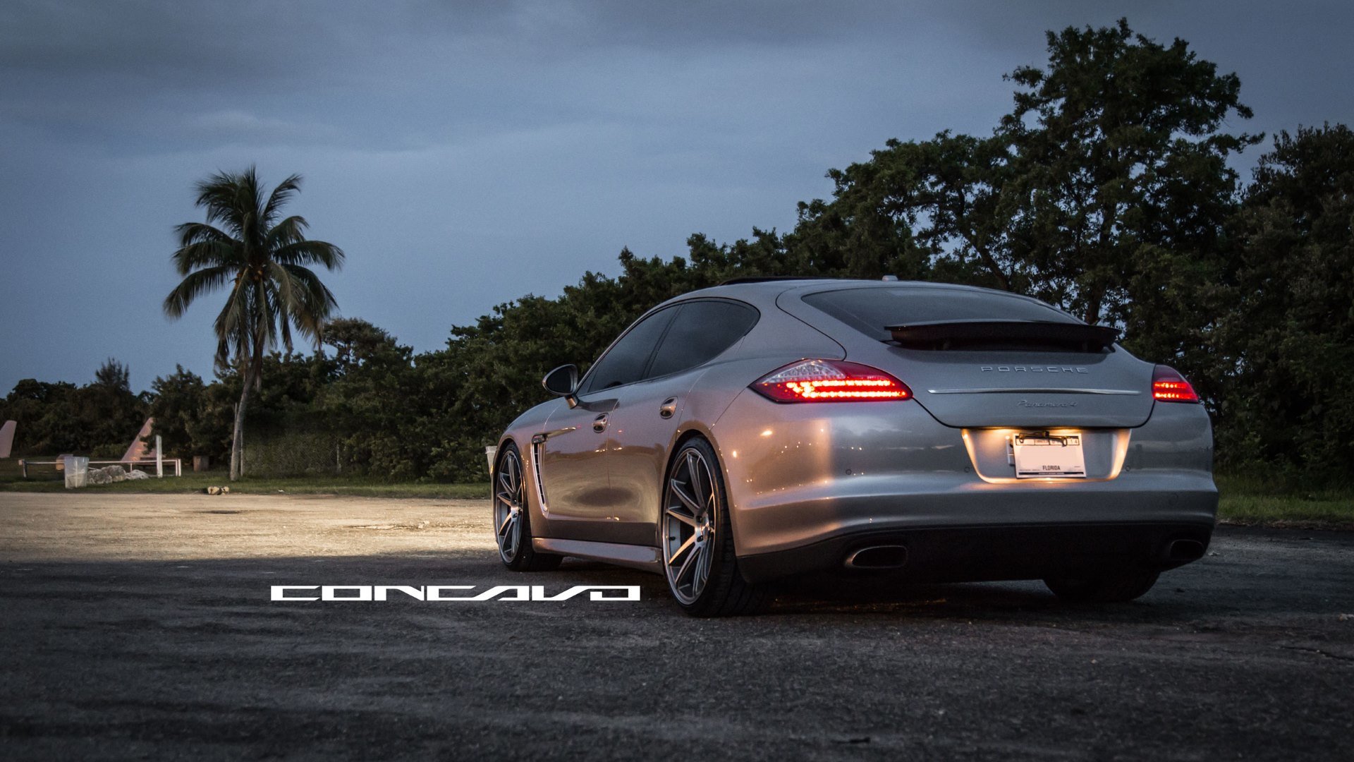 Download full hd 1920x1080 Porsche Panamera computer background ID:27806 for free