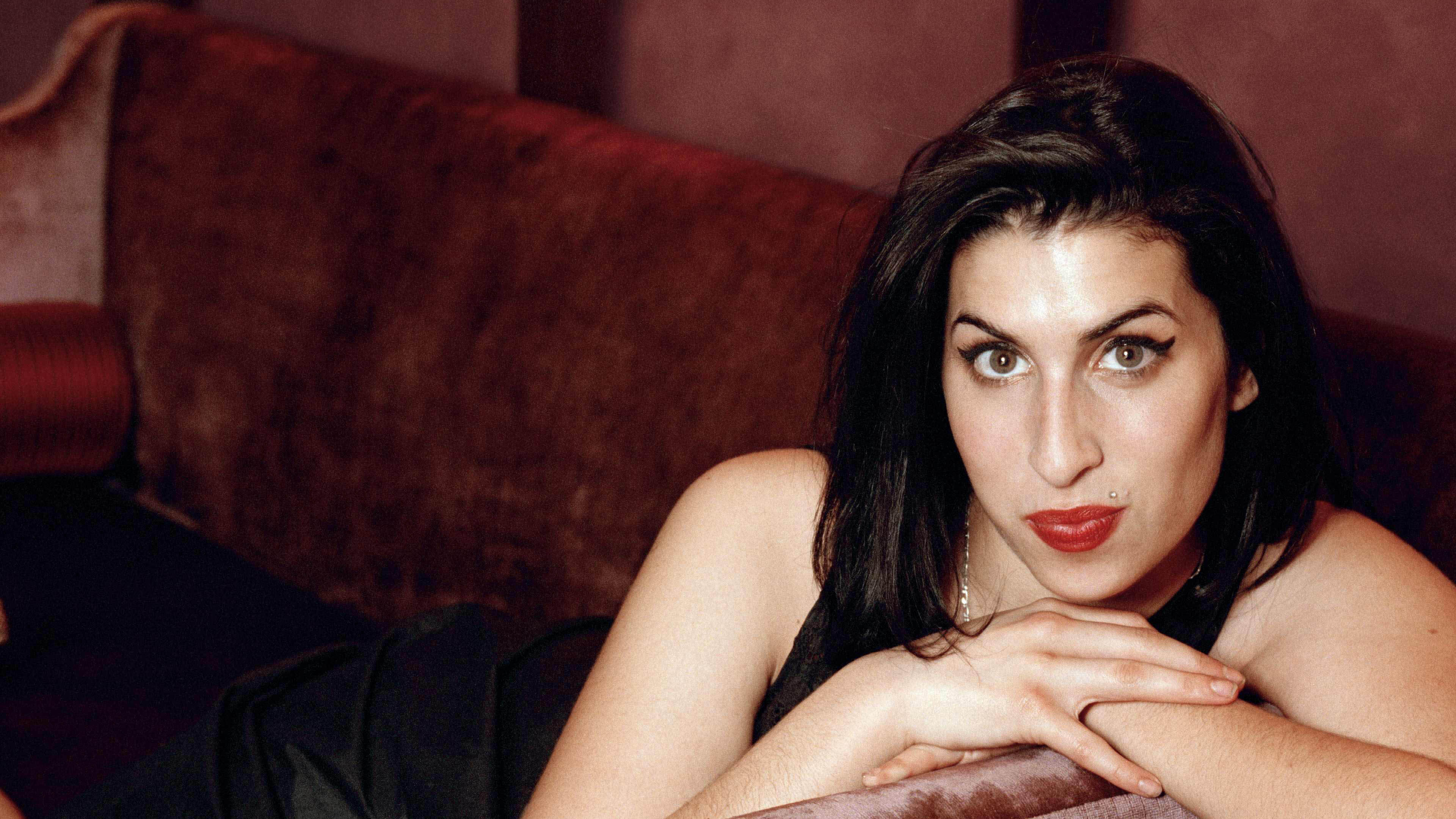 Awesome Amy Winehouse free background ID:62197 for 4k desktop