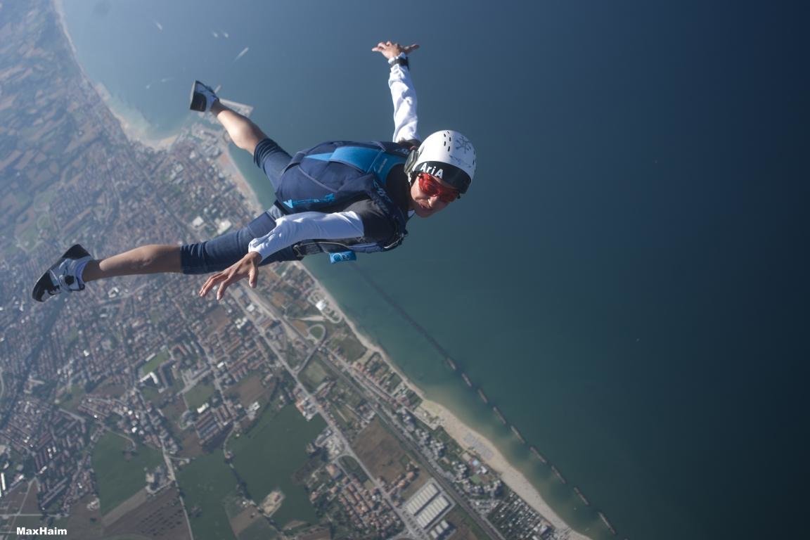 High resolution Skydiving hd 1152x768 background ID:234448 for desktop