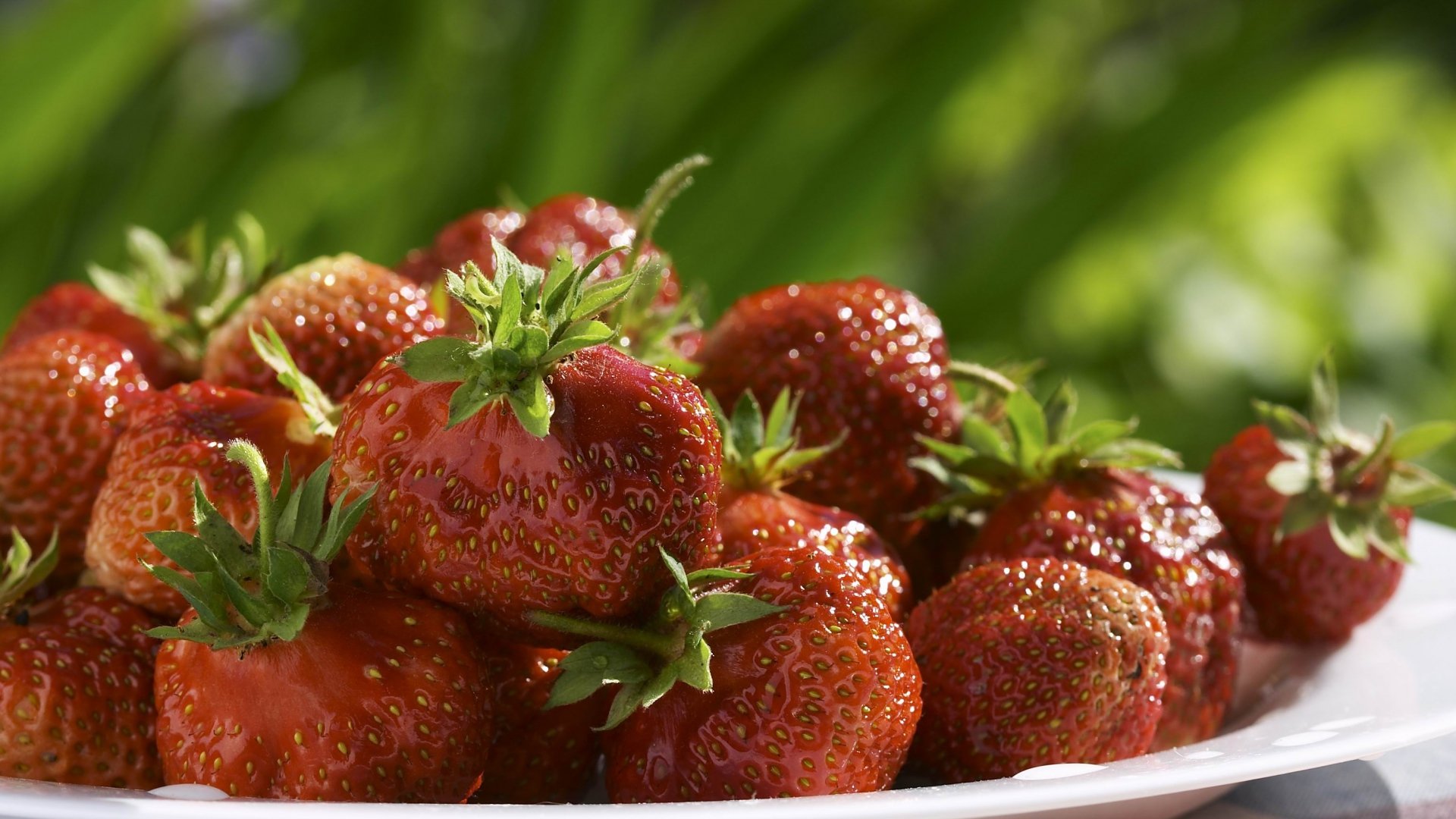 Awesome Strawberry free background ID:90974 for hd 1920x1080 PC