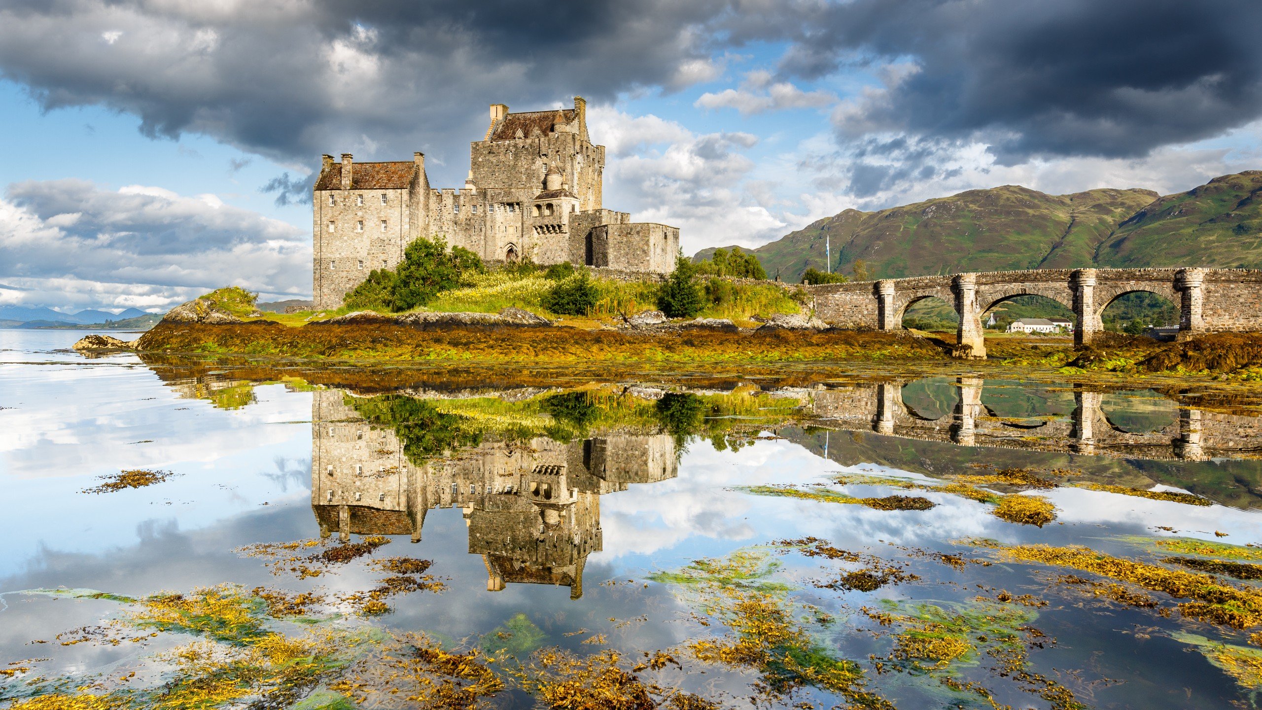 Awesome Eilean Donan Castle free background ID:484858 for hd 2560x1440 PC