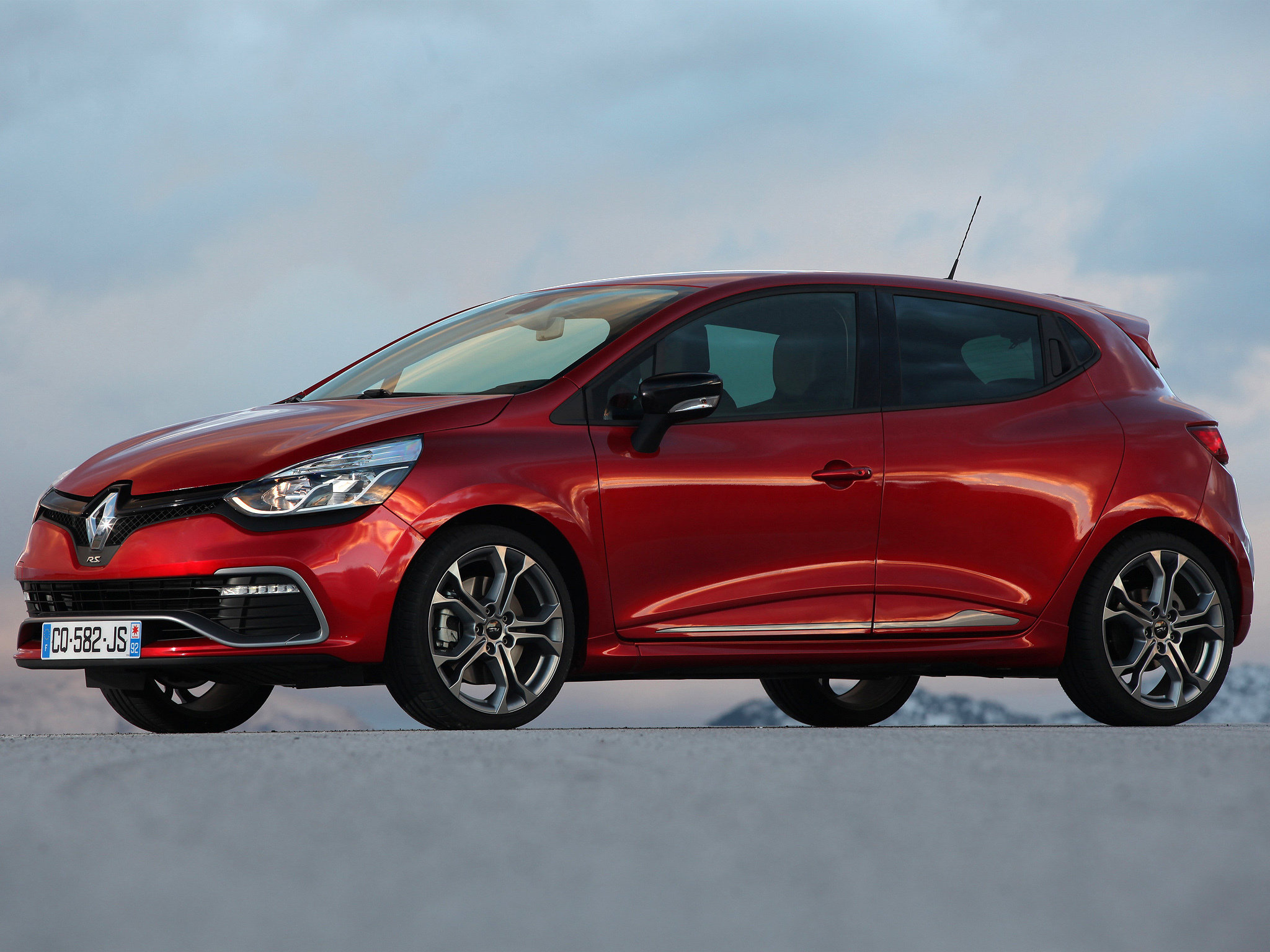 Awesome Renault Clio free wallpaper ID:250170 for hd 2048x1536 desktop