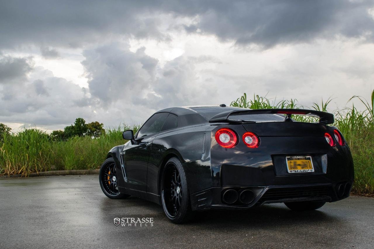 Awesome Nissan GT-R free background ID:438528 for hd 1280x854 desktop