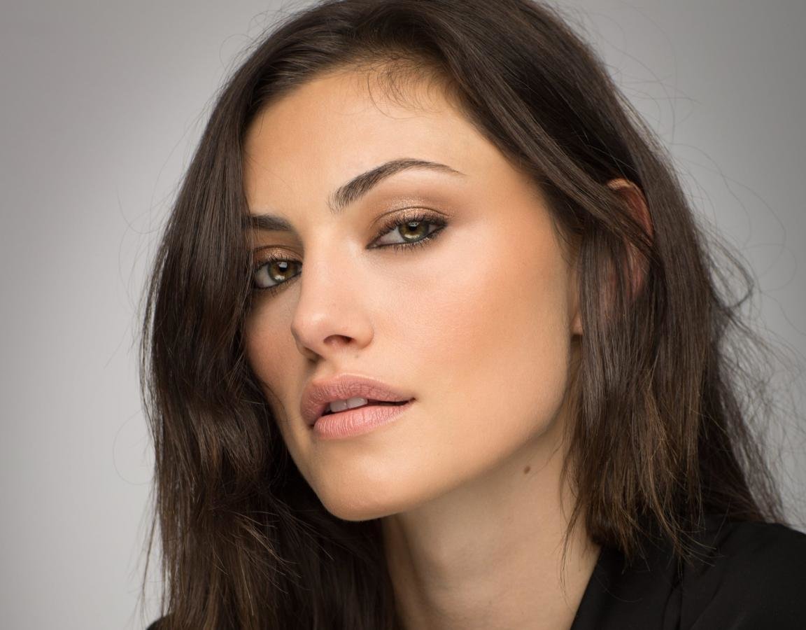 Best Phoebe Tonkin background ID:318624 for High Resolution hd 1152x900 PC