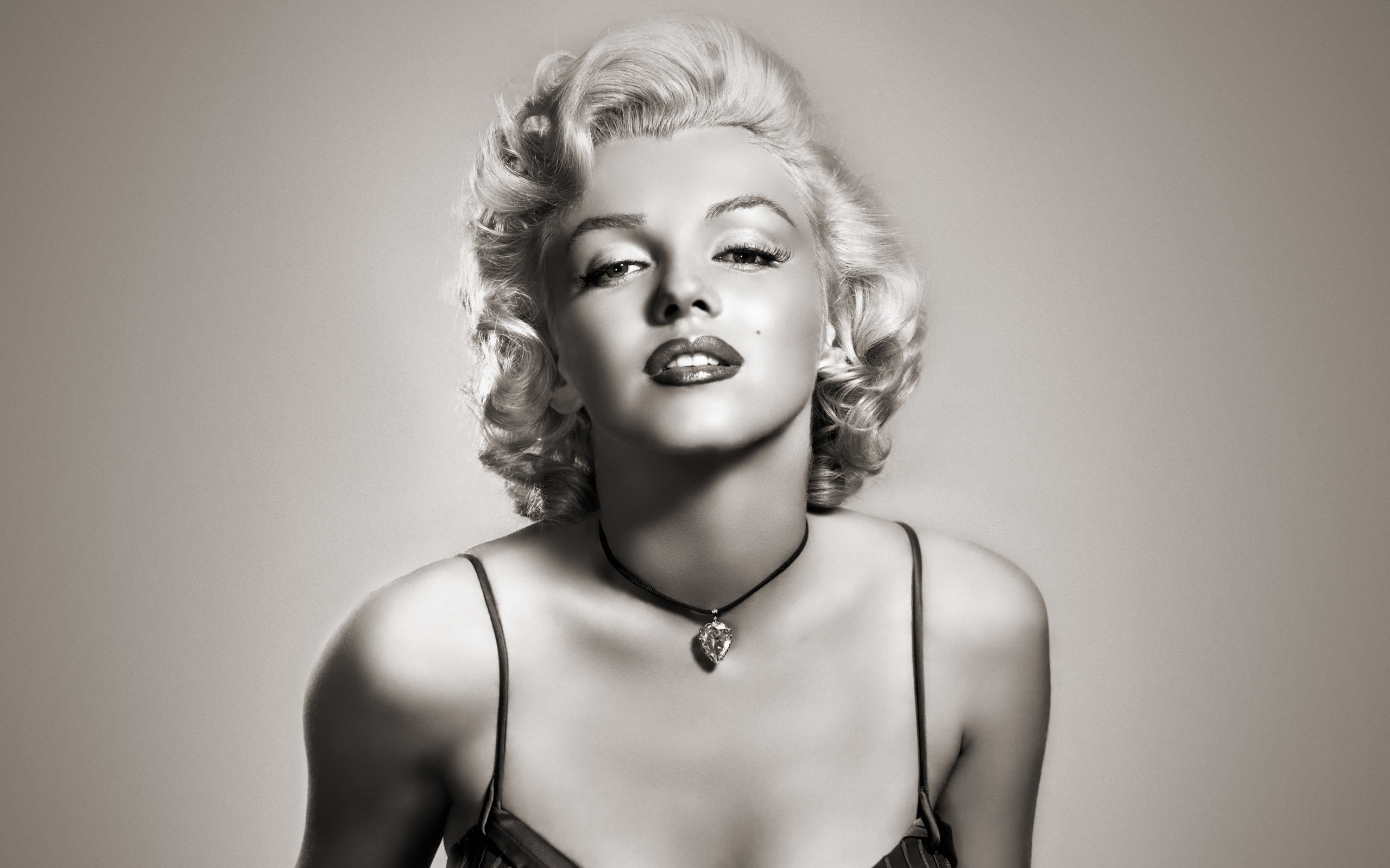 Free download Marilyn Monroe wallpaper ID:119466 hd 2560x1600 for desktop