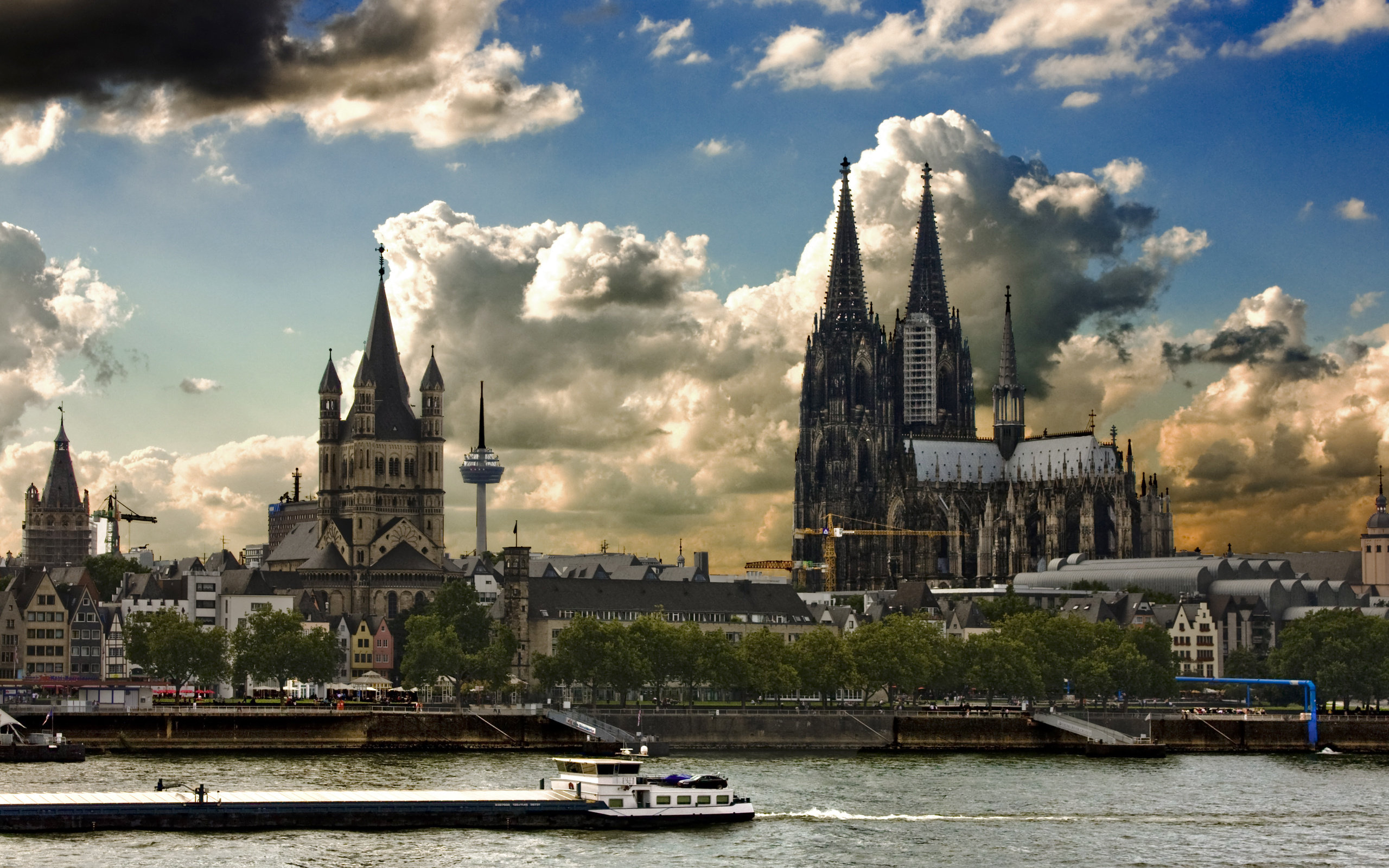 Awesome Cologne Cathedral free background ID:237515 for hd 2560x1600 PC