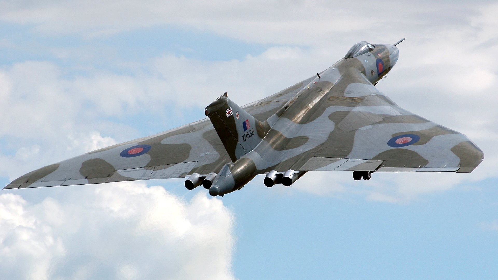 Free Avro Vulcan high quality background ID:495780 for full hd 1080p PC