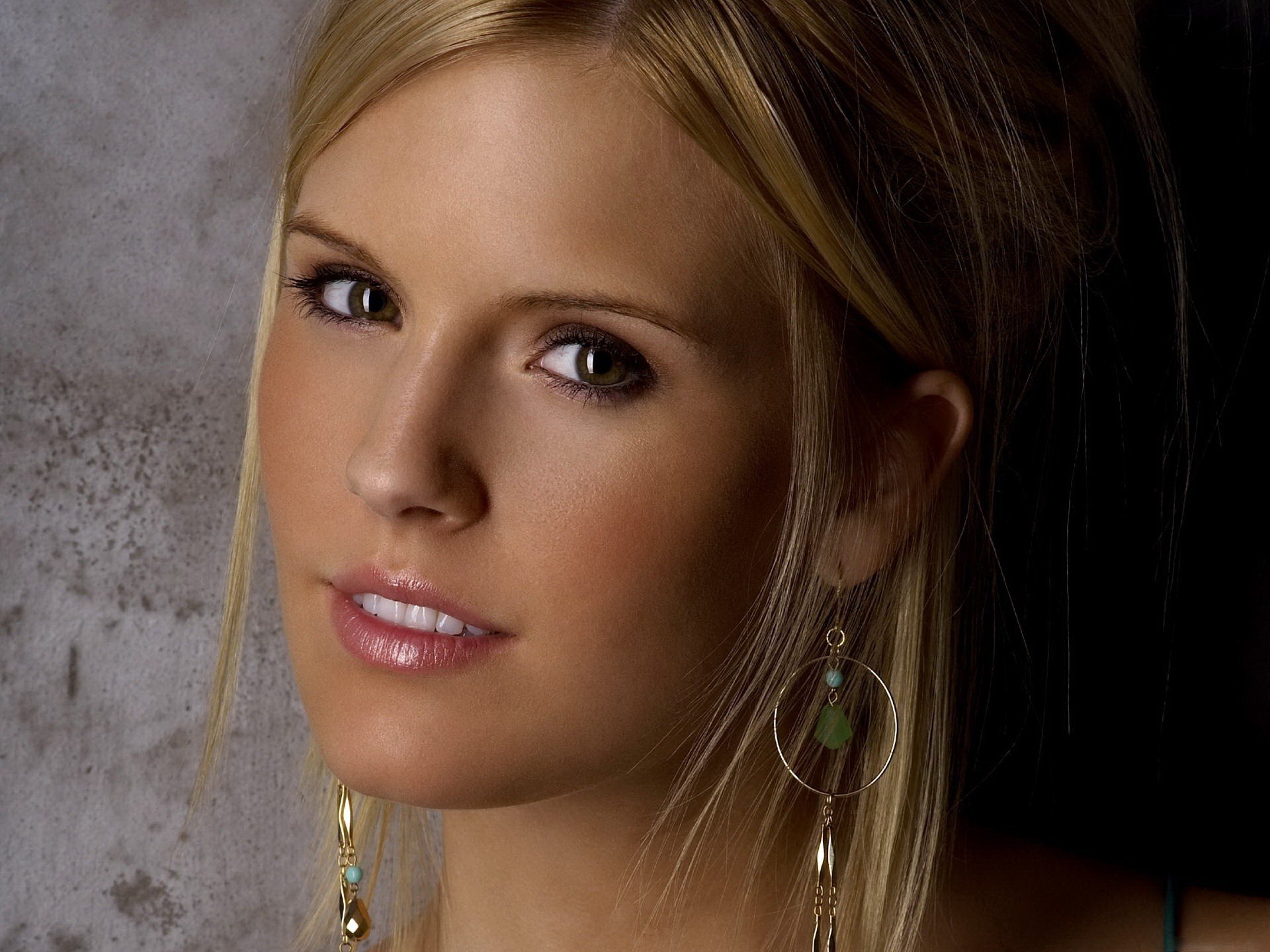 High resolution Maggie Grace hd 1920x1440 wallpaper ID:101297 for computer