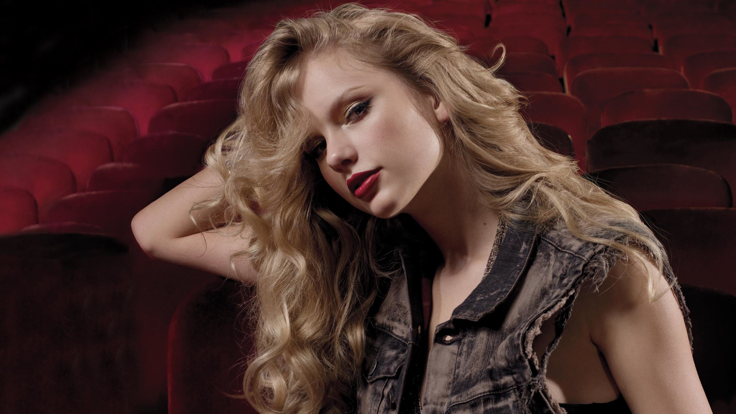 Awesome Taylor Swift free wallpaper ID:103410 for hd 2560x1440 computer