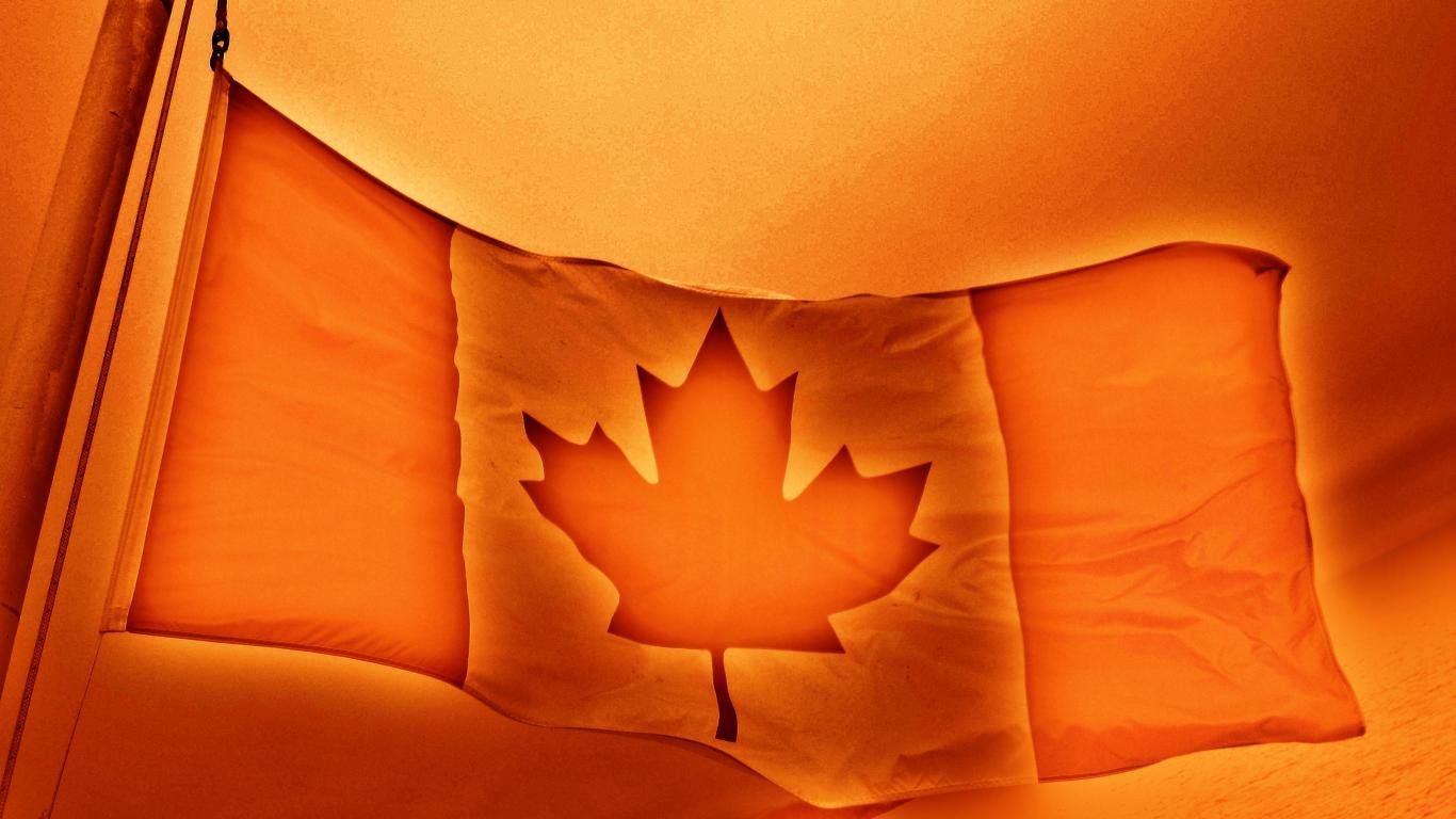 Download 1366x768 laptop Canadian flag PC background ID:493136 for free