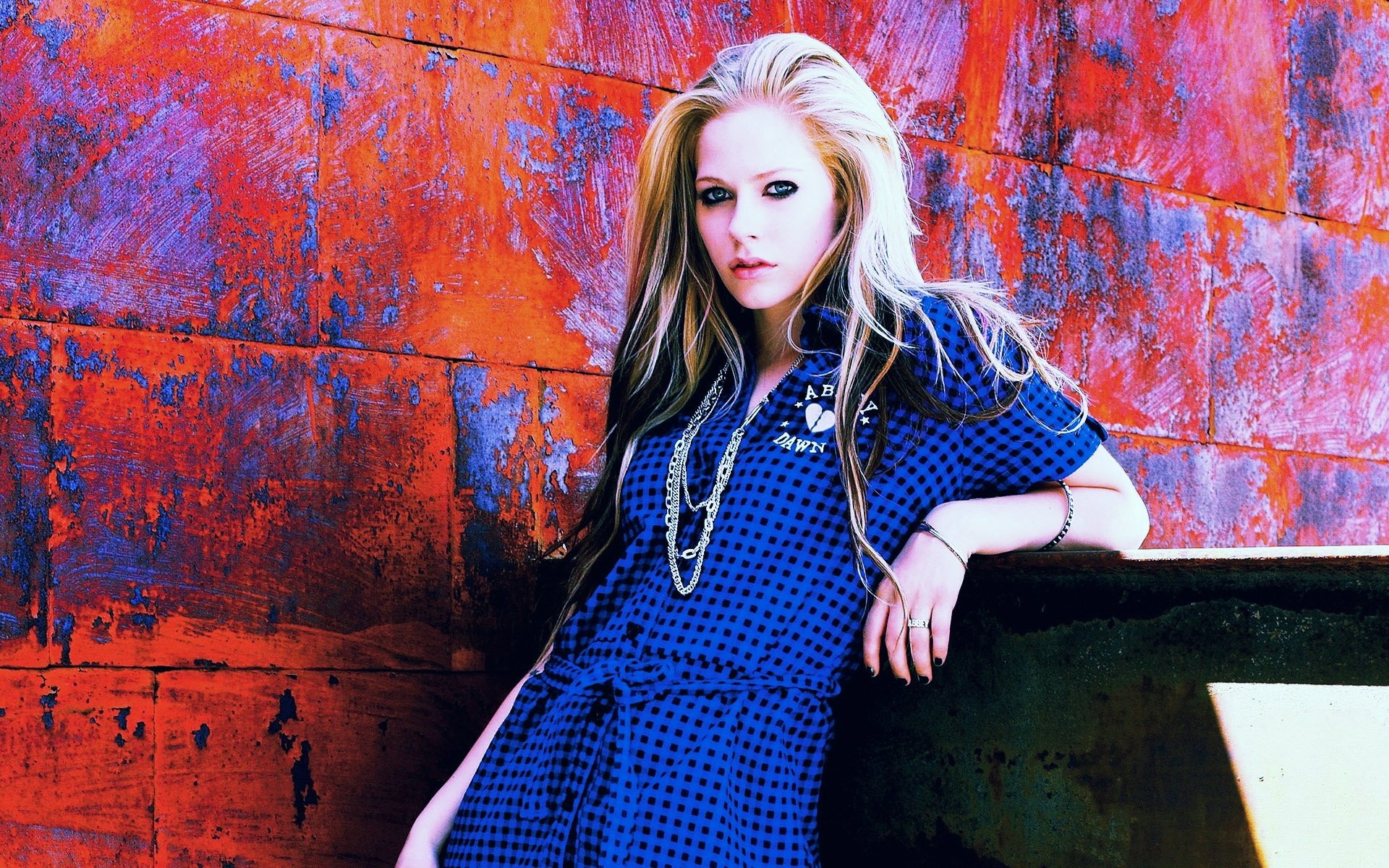 Awesome Avril Lavigne free background ID:71330 for hd 1920x1200 PC