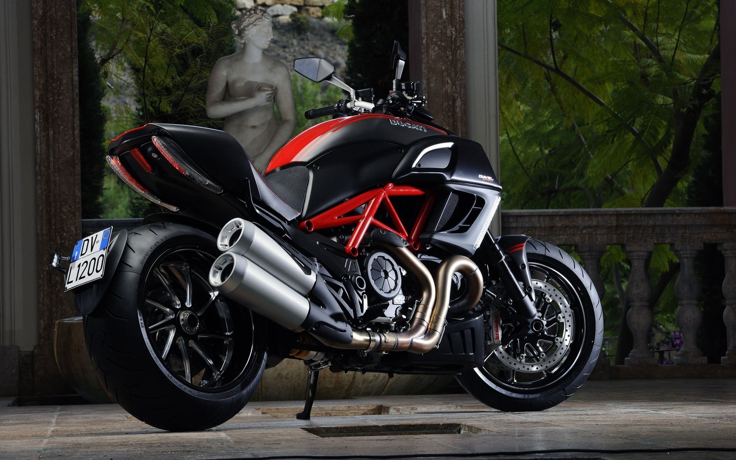 Free download Ducati background ID:474489 hd 2560x1600 for PC