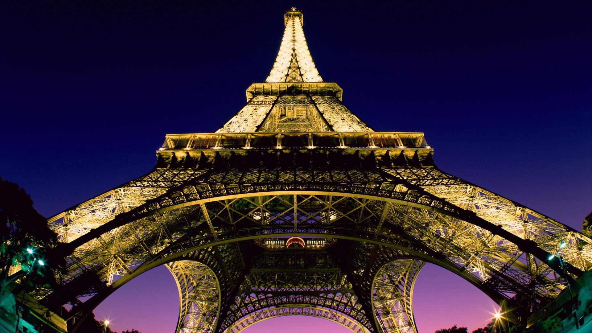 Awesome Eiffel Tower free wallpaper ID:477124 for full hd 1920x1080 PC