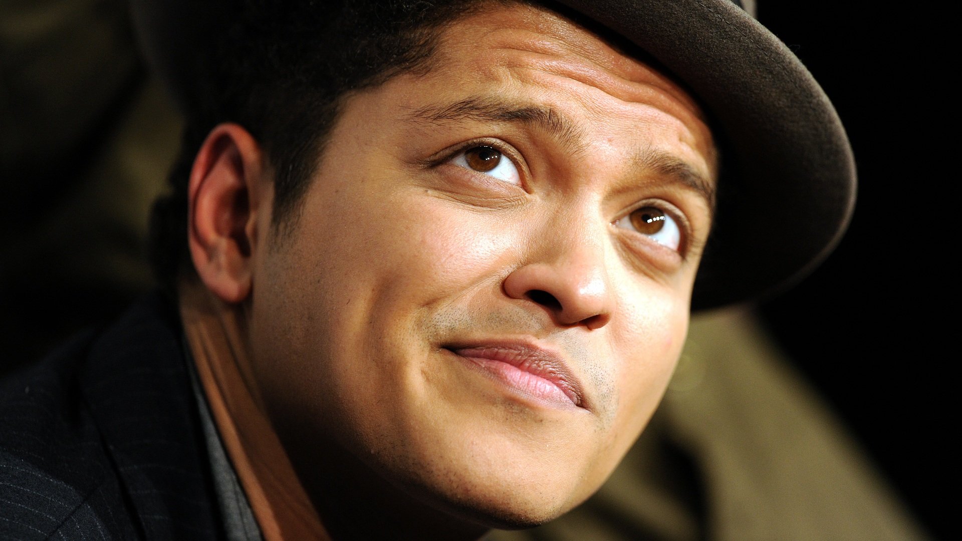 Awesome Bruno Mars free background ID:298121 for 1080p desktop