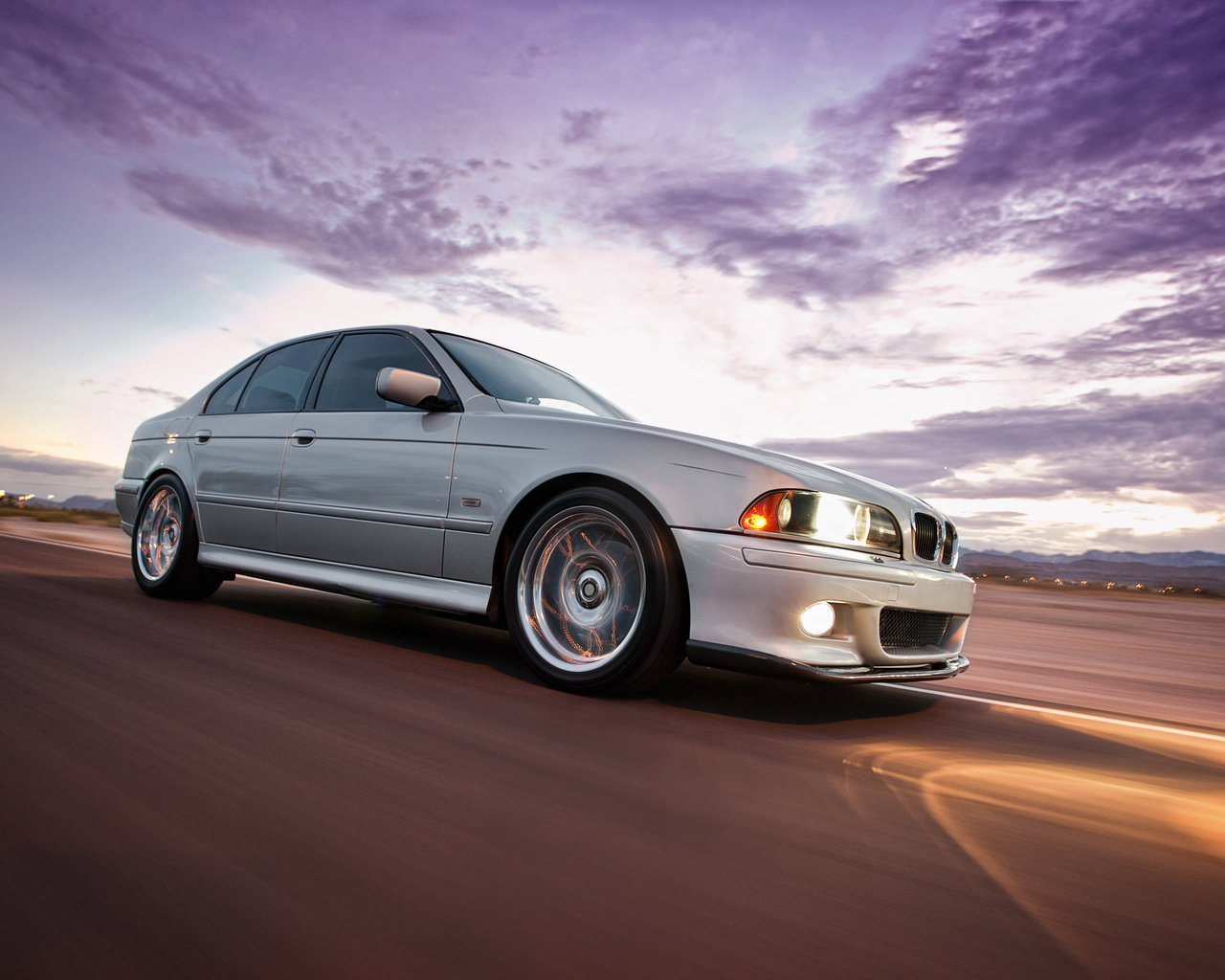 Awesome BMW free background ID:217209 for hd 1280x1024 PC