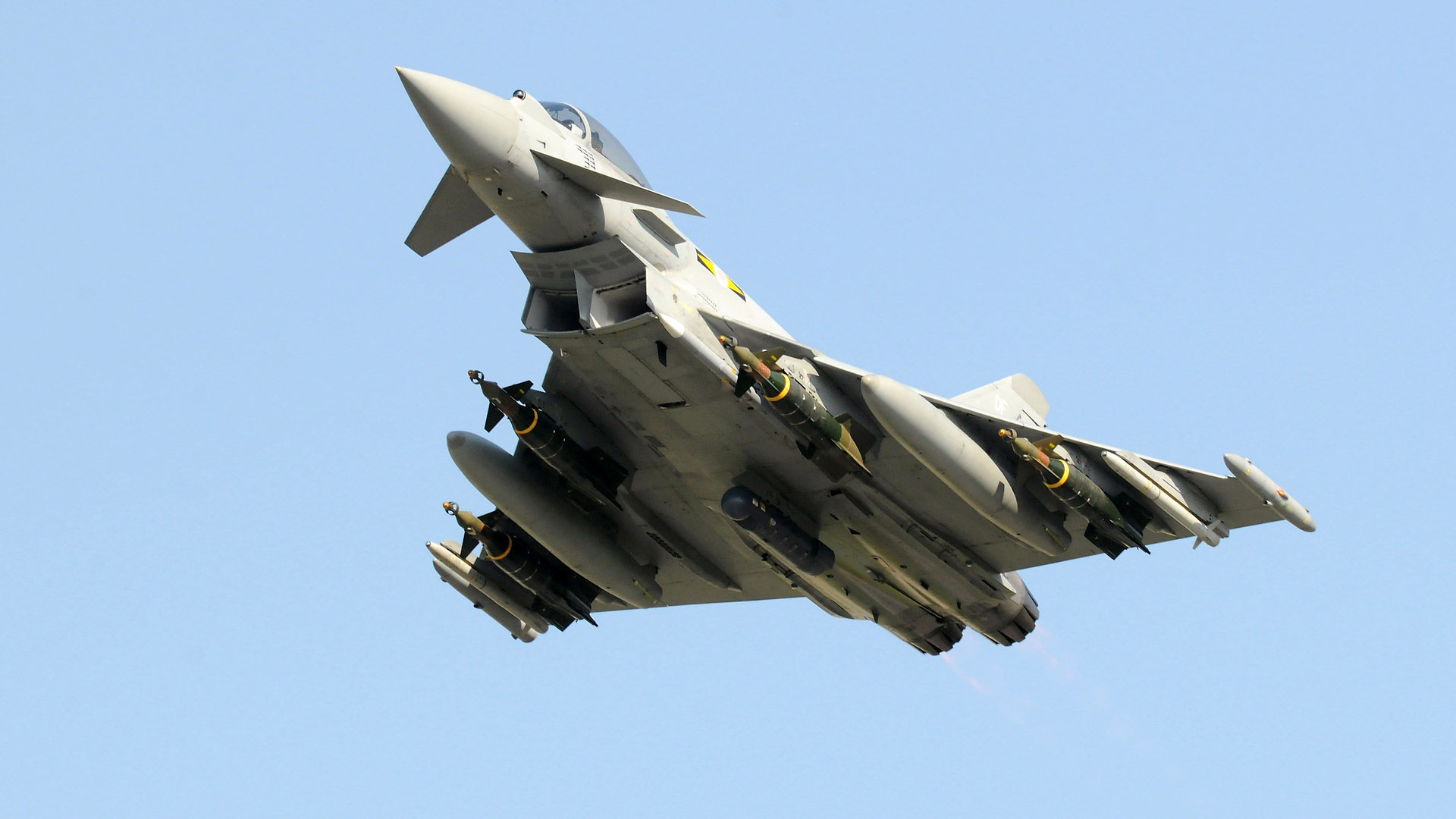 Awesome Eurofighter Typhoon free wallpaper ID:243598 for 1080p PC