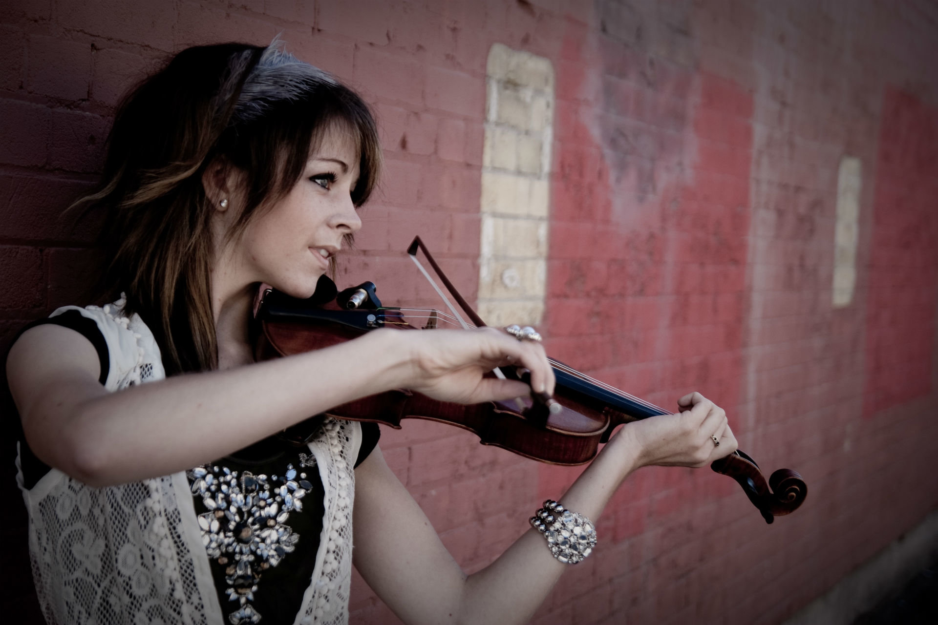 Download hd 1920x1280 Lindsey Stirling computer background ID:419679 for free