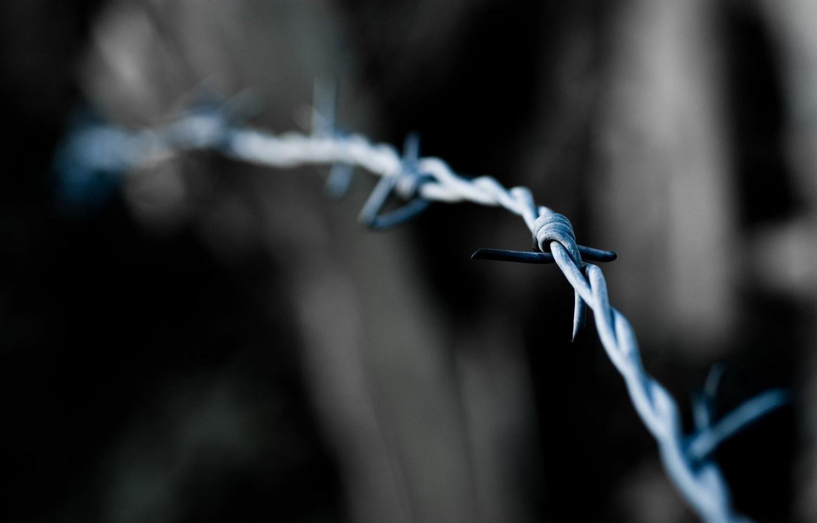 Awesome Barb Wire free wallpaper ID:259602 for hd 1600x1024 PC