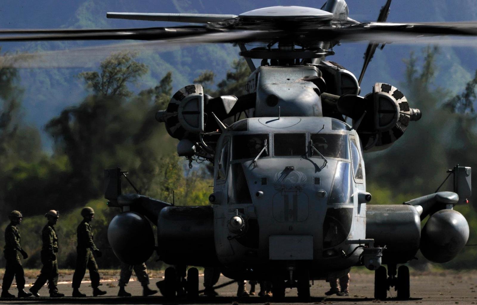 Free download Sikorsky CH-53E Super Stallion background ID:397740 hd 1600x1024 for computer