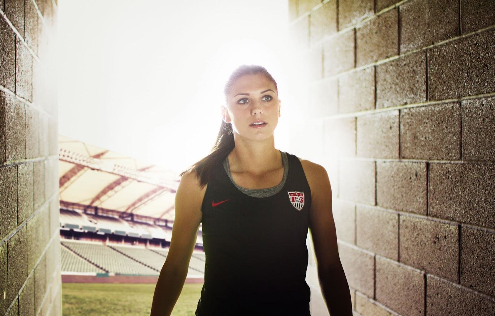 Download hd 1600x1024 Alex Morgan computer background ID:342427 for free