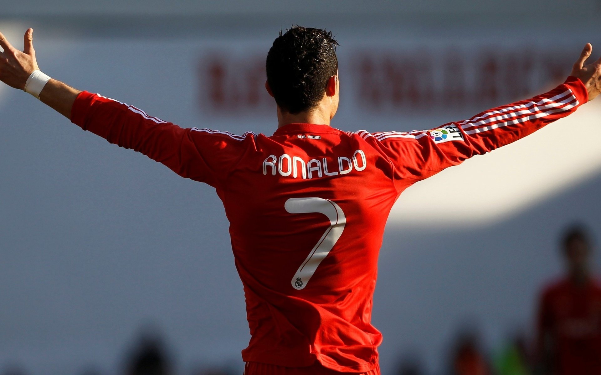 Download hd 1920x1200 Cristiano Ronaldo (CR7) desktop background ID:219684 for free